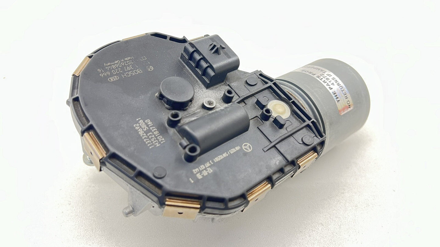 12-18 MERCEDES BENZ CLS550 W218 FRONT WINDSHIELD WIPER MOTOR 3397021442 OEM