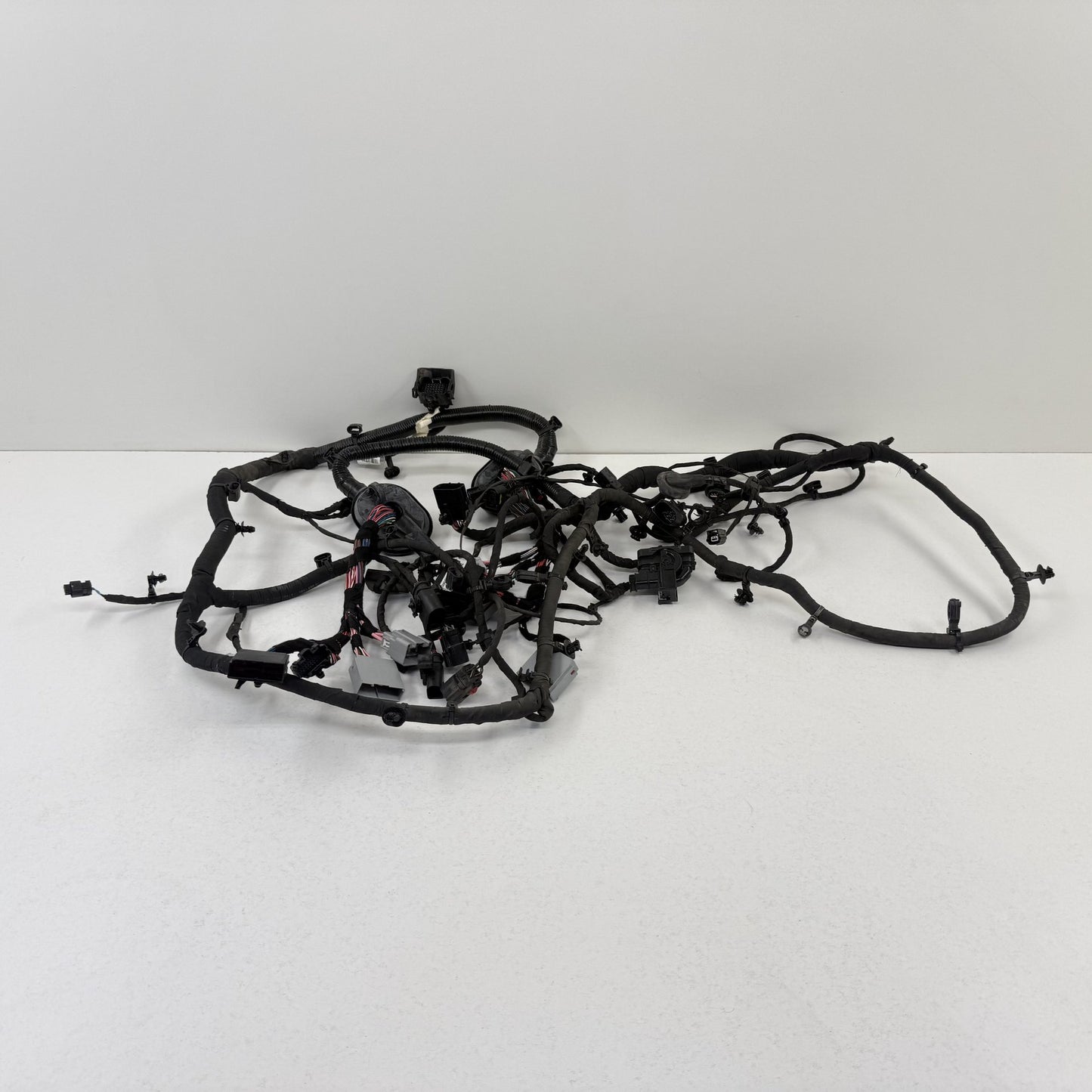 2022-2024 Rivian R1S Interior Chassis Main Body Wiring Harness PT00443500-B OEM