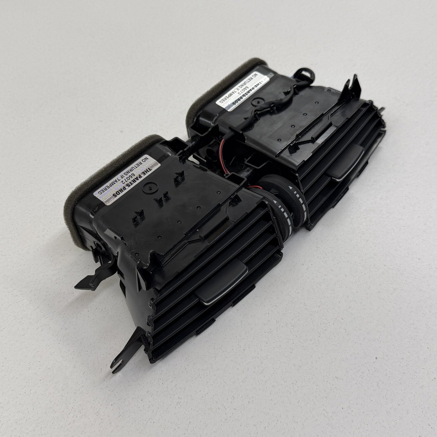 2012-2014 Mercedes-Benz C250 W204 Center Dash A/C Air Vent 2048306154 OEM
