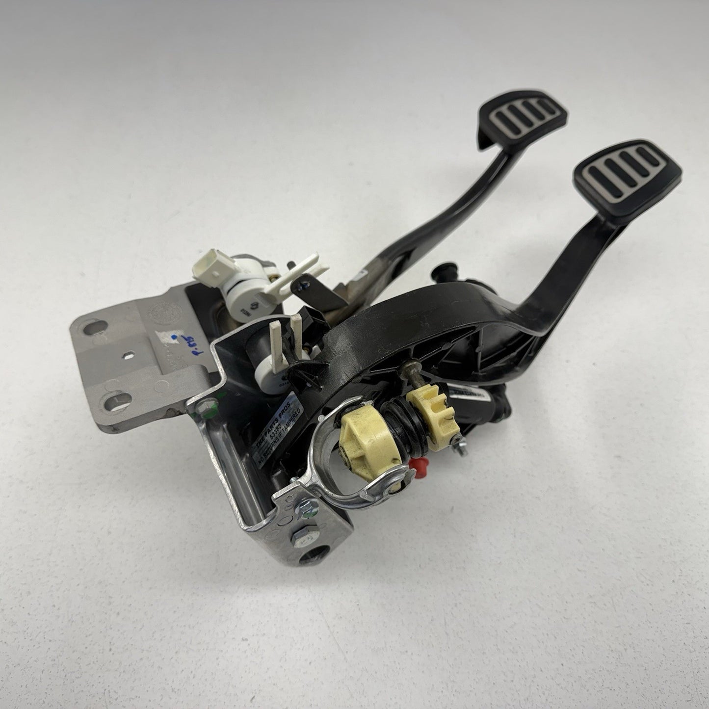 17-24 Chevrolet Camaro ZL1 Manual Transmission Clutch & Brake Pedal Assembly OEM