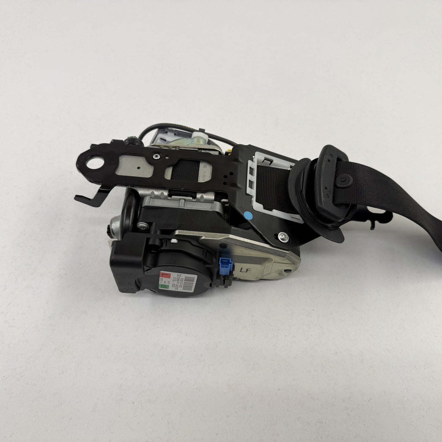 2014-2017 Mercedes S550 W222 Left Front Seatbelt Seat Belt Retractor Black OEM