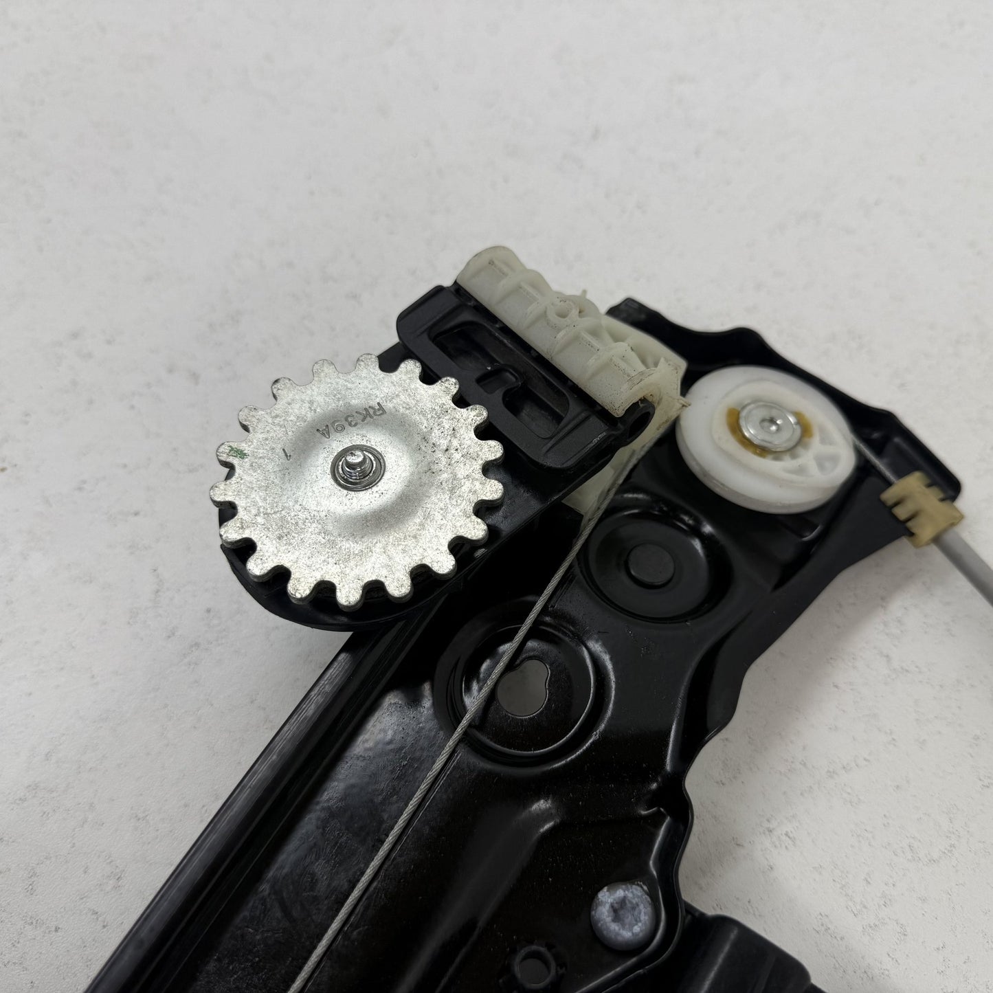2021-2026 BMW M4 M440i G22 G82 Coupe Right Door Glass Window Regulator Motor OEM