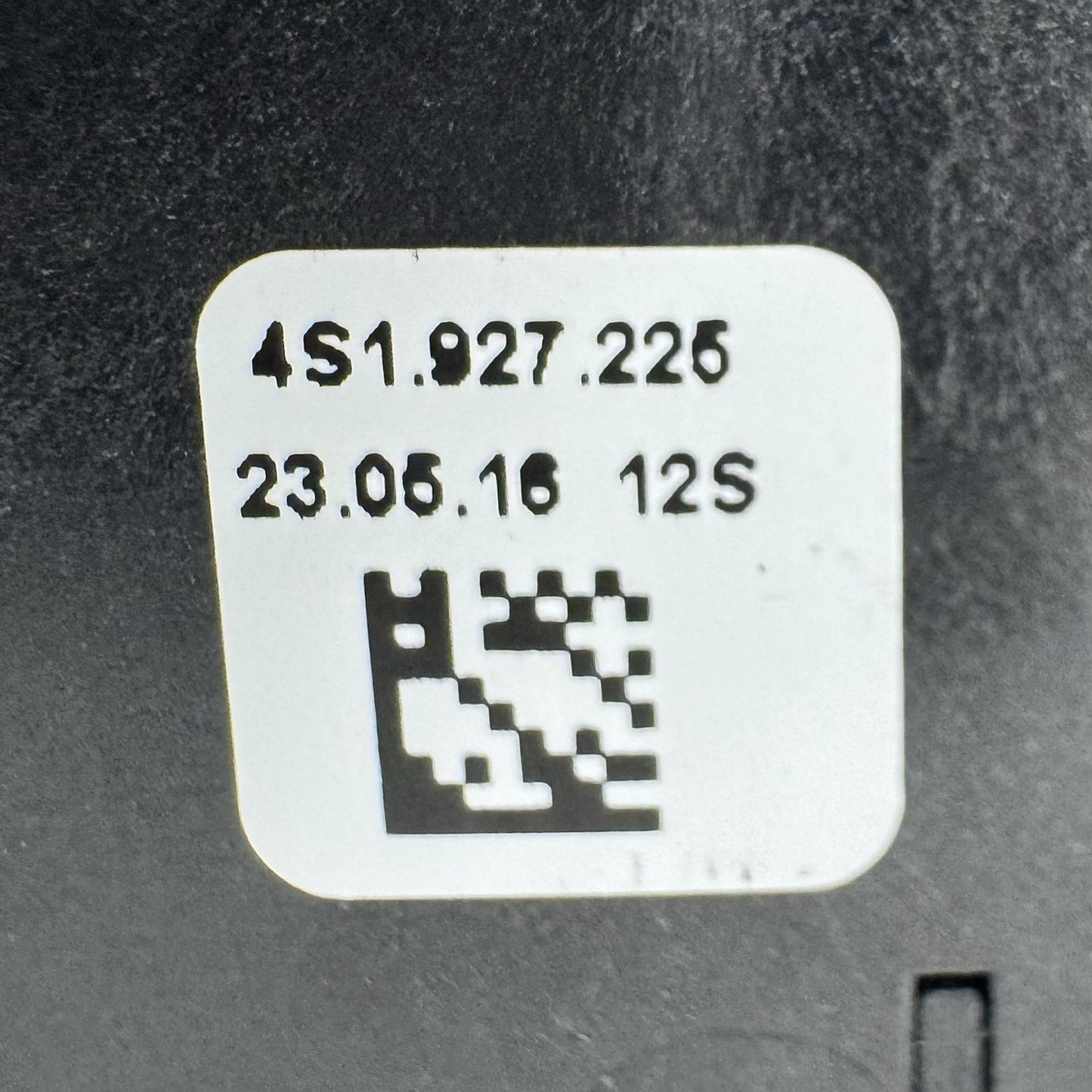 17-23 Audi R8 Electronic Parking Park Brake Control Switch Button 4S1927225 OEM