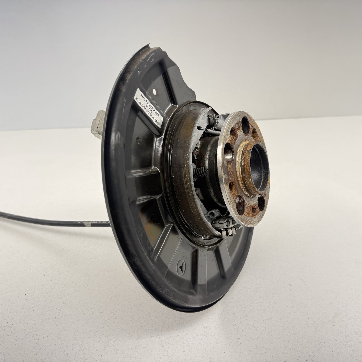 10-16 Mercedes W212 E350 Driver Left Rear Spindle Knuckle Hub Wheel Bearing OEM