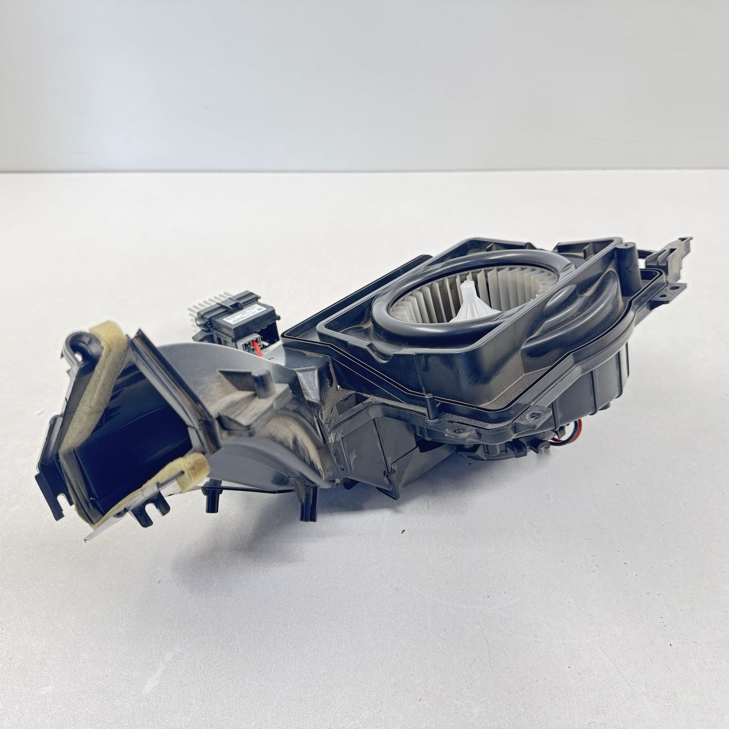 12-15 Chevrolet Camaro ZL1 HVAC AC Air Temperature Blower Motor Assembly OEM