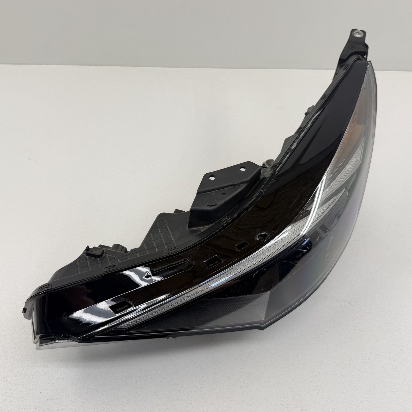 2022-2023 Hyundai Elantra N Driver Left Front Headlight Lamp 92101-IB040 OEM