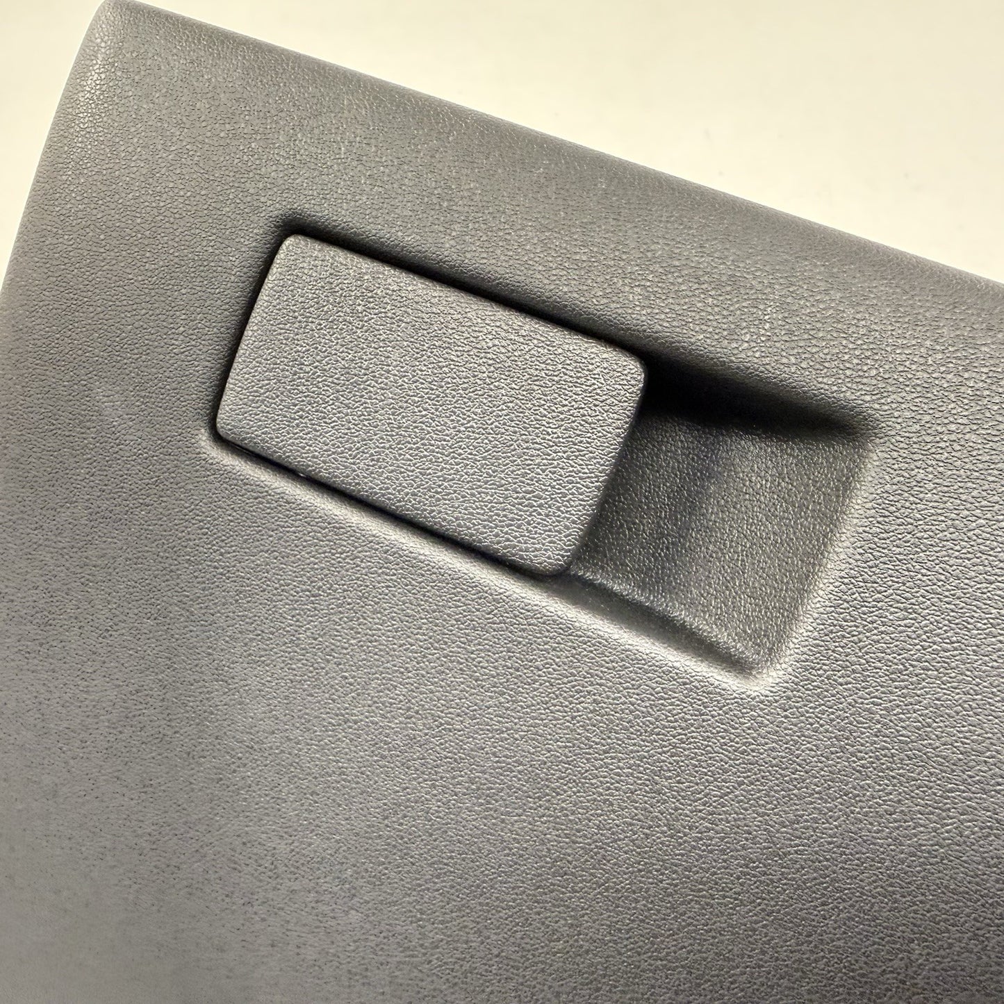 22-26 Hyundai Elantra N Dashboard Glove Box Storage Lid Compartment Black OEM