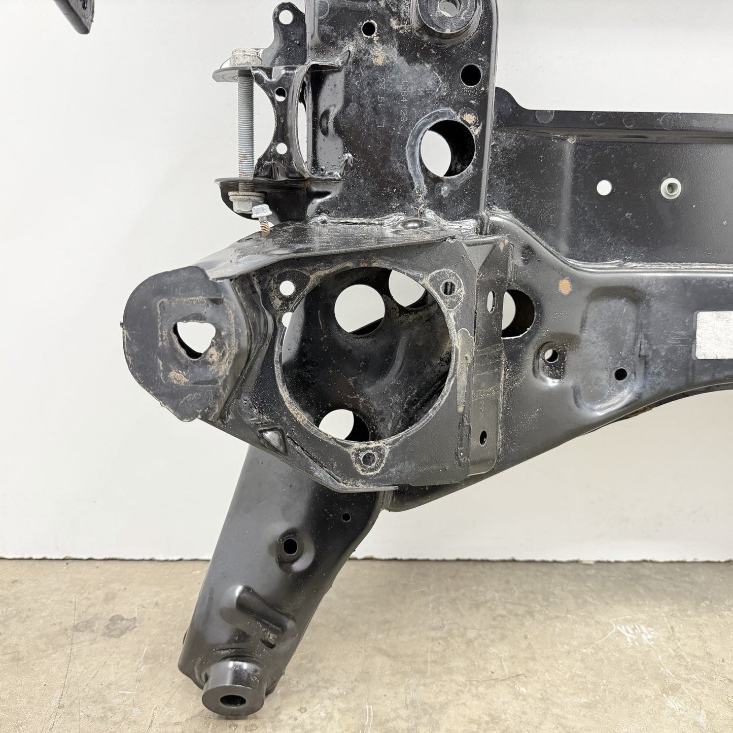 18-24 G01 BMW X3 XDrive Front Engine Cradle Subframe Crossmember OEM