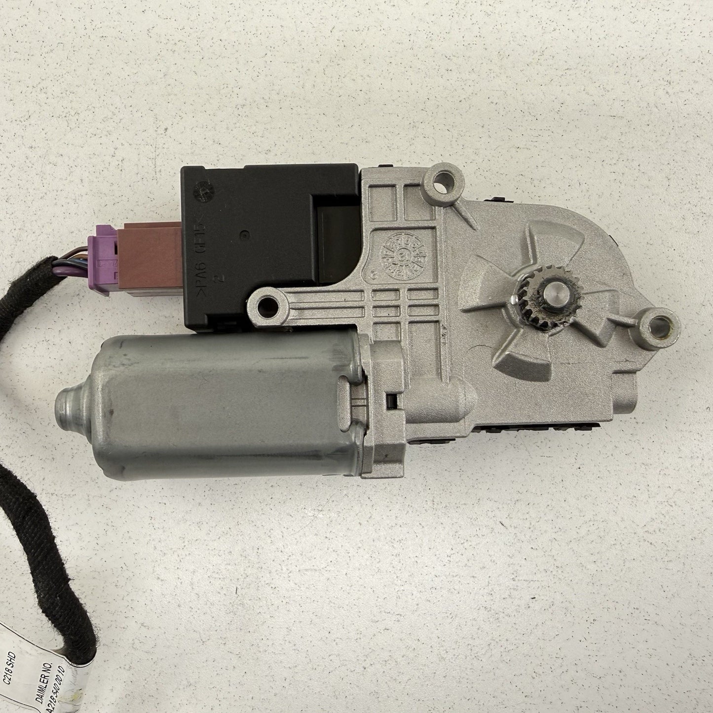 10-16 Mercedes W212 E350 Sunroof Sun Roof Glass Motor W/ Harness 2188200142 OEM