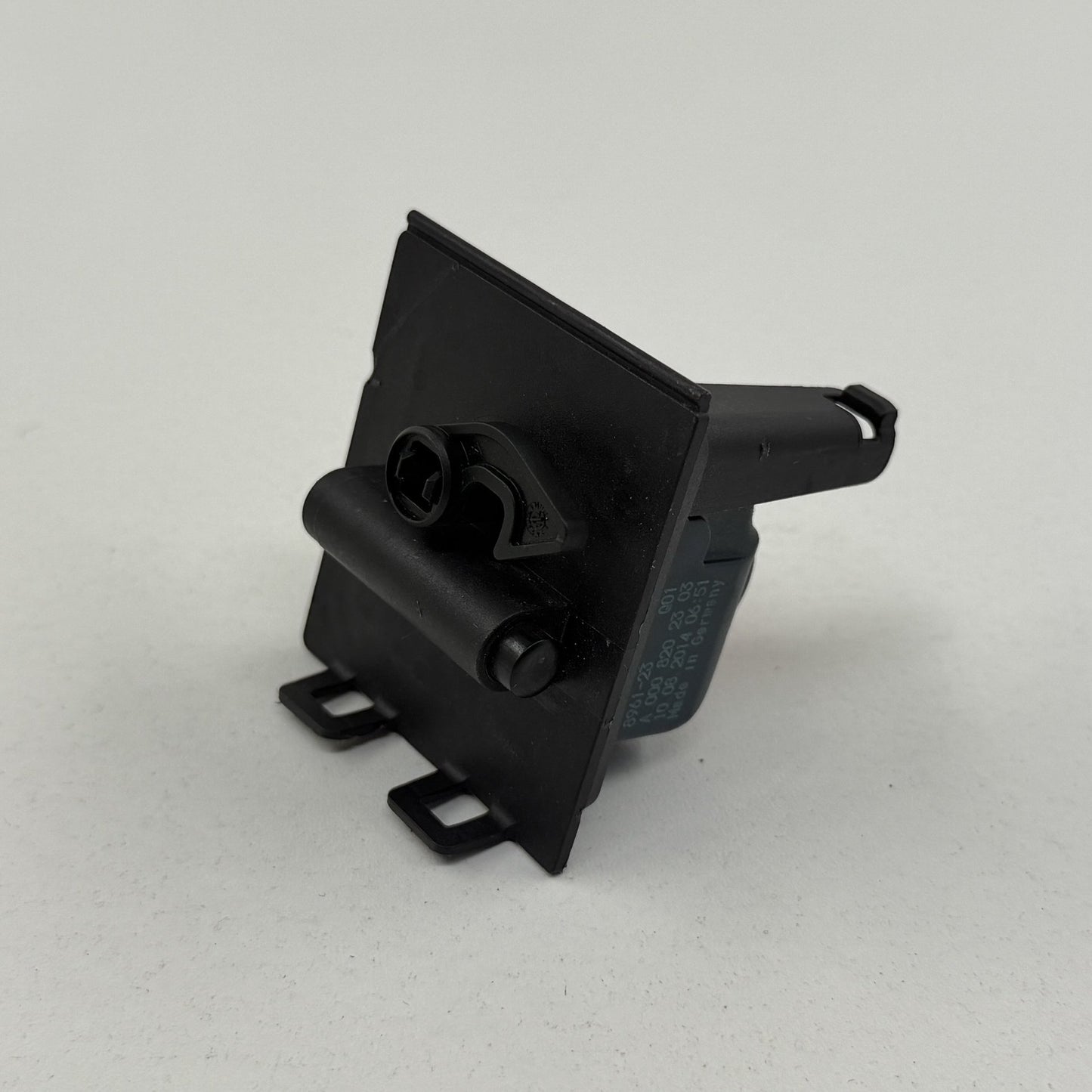 2014-2020 Mercedes-Benz S550 W222 Gas Cap Fuel Filler Door Release Actuator OEM