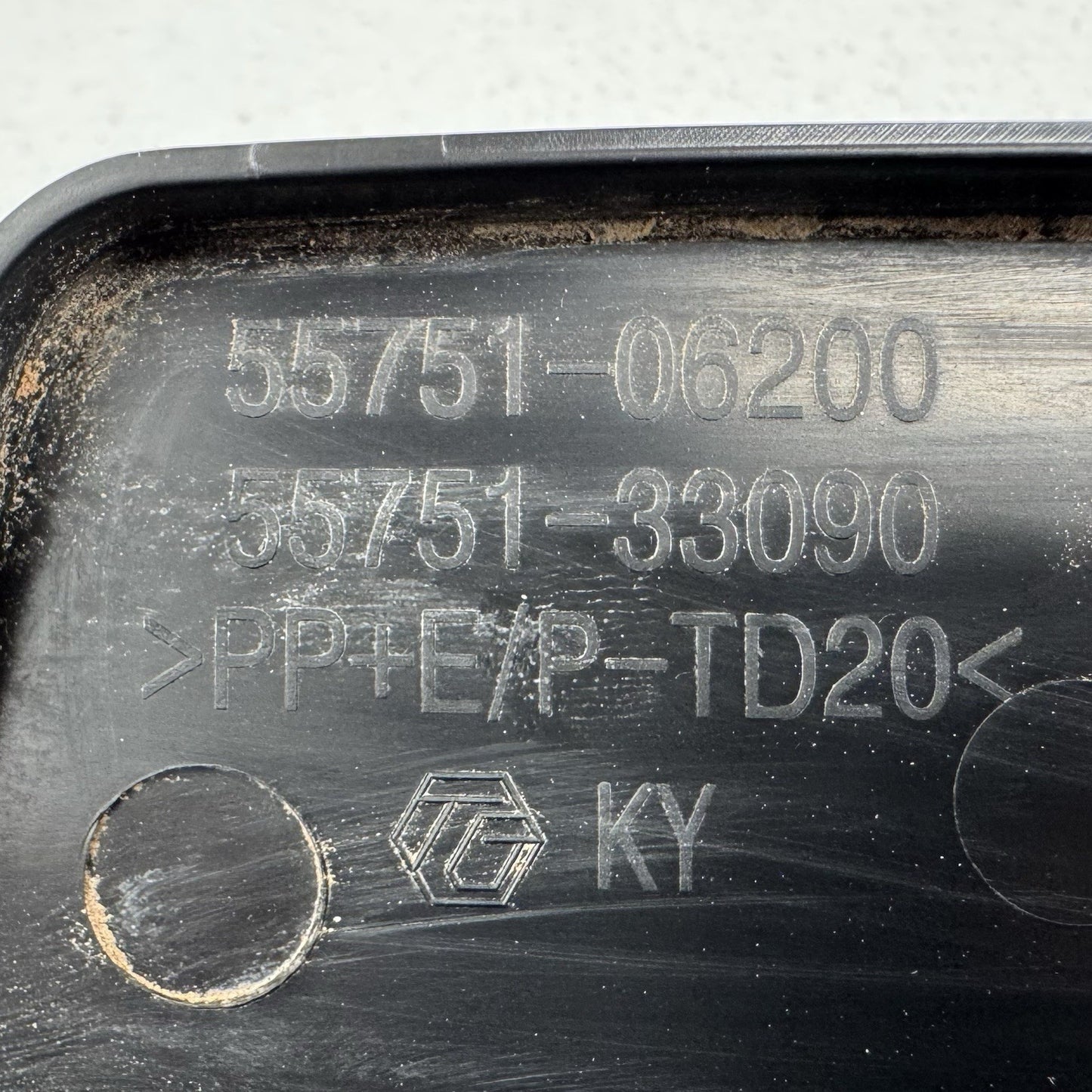 25-26 Toyota Camry Front Windshield Cowl Cover Trim Panel 55708-06270 OEM