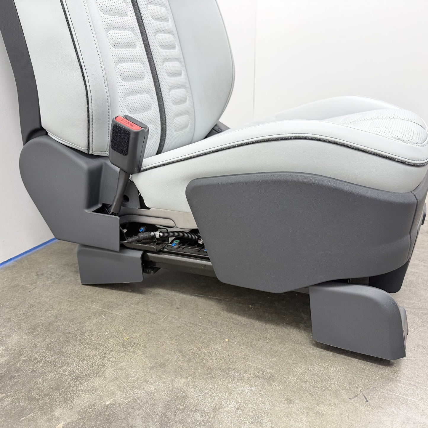 2022-2024 Rivian R1S Driver Left Front Seat Ocean Coast Leather OEM