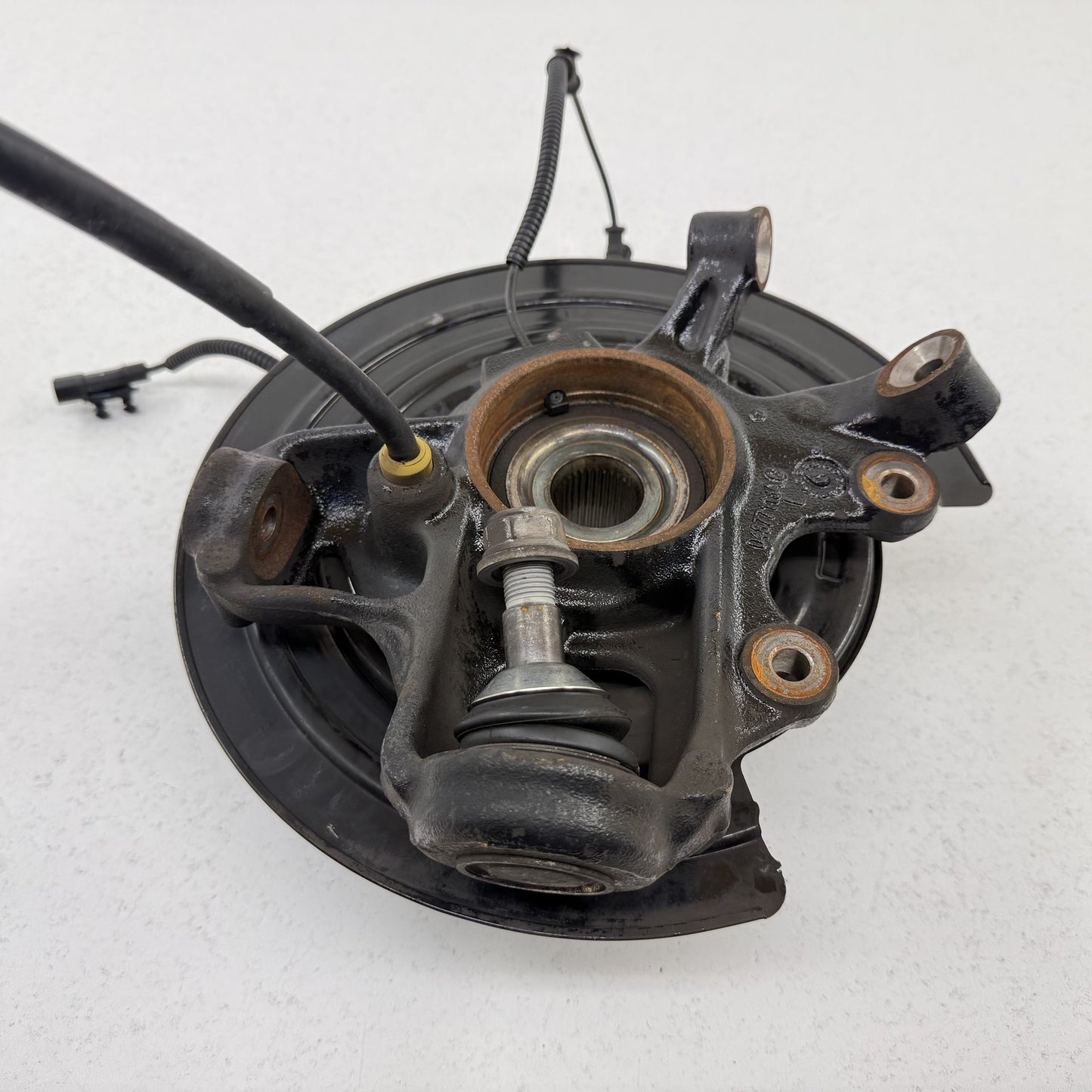 2021-2026 Dodge Durango SRT Left Rear Spindle Knuckle Hub Wheel Bearing OEM