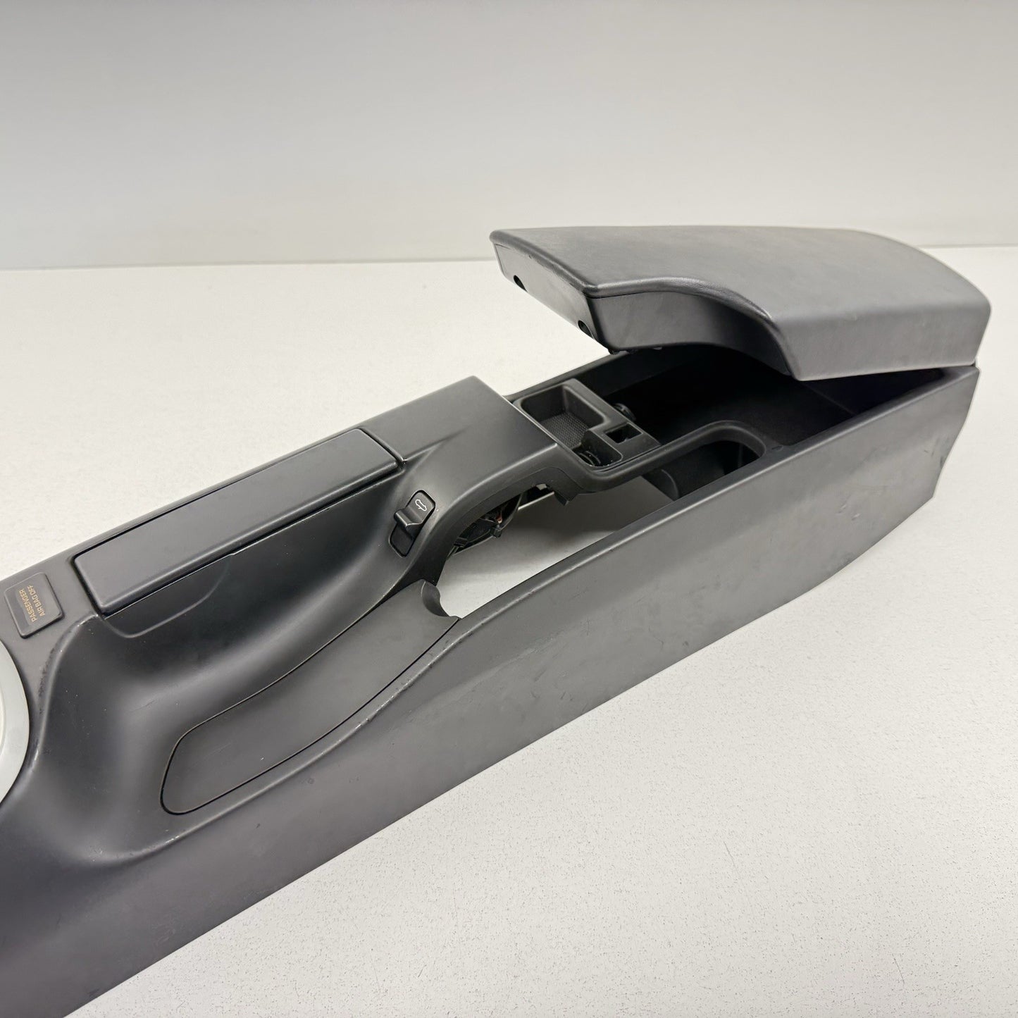 05-12 Porsche 911 997 Carrera Cabriolet Center Console Arm Rest Storage OEM