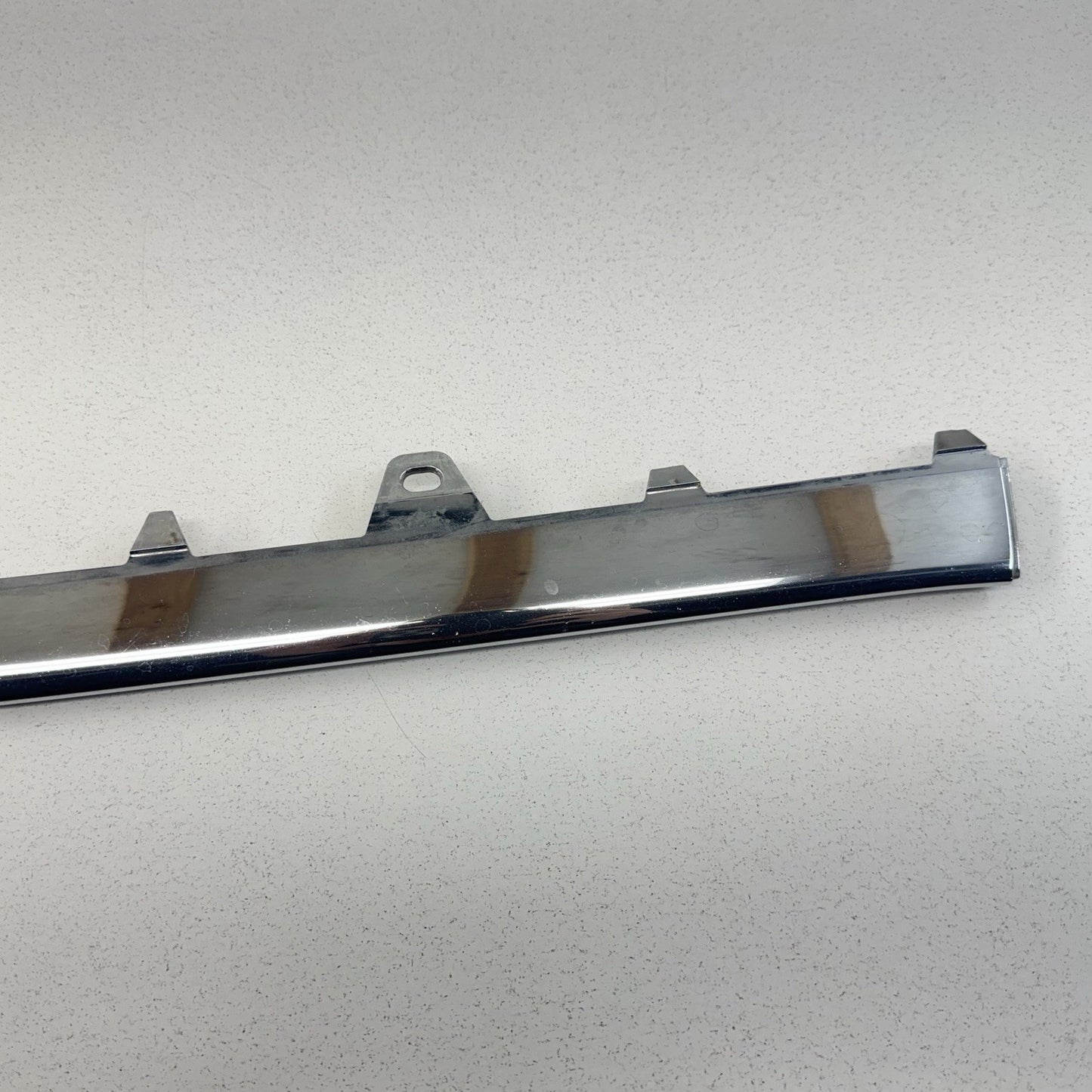 14-16 Mercedes W212 E350 Front Bumper Center Lower Molding Trim 2128852674 OEM
