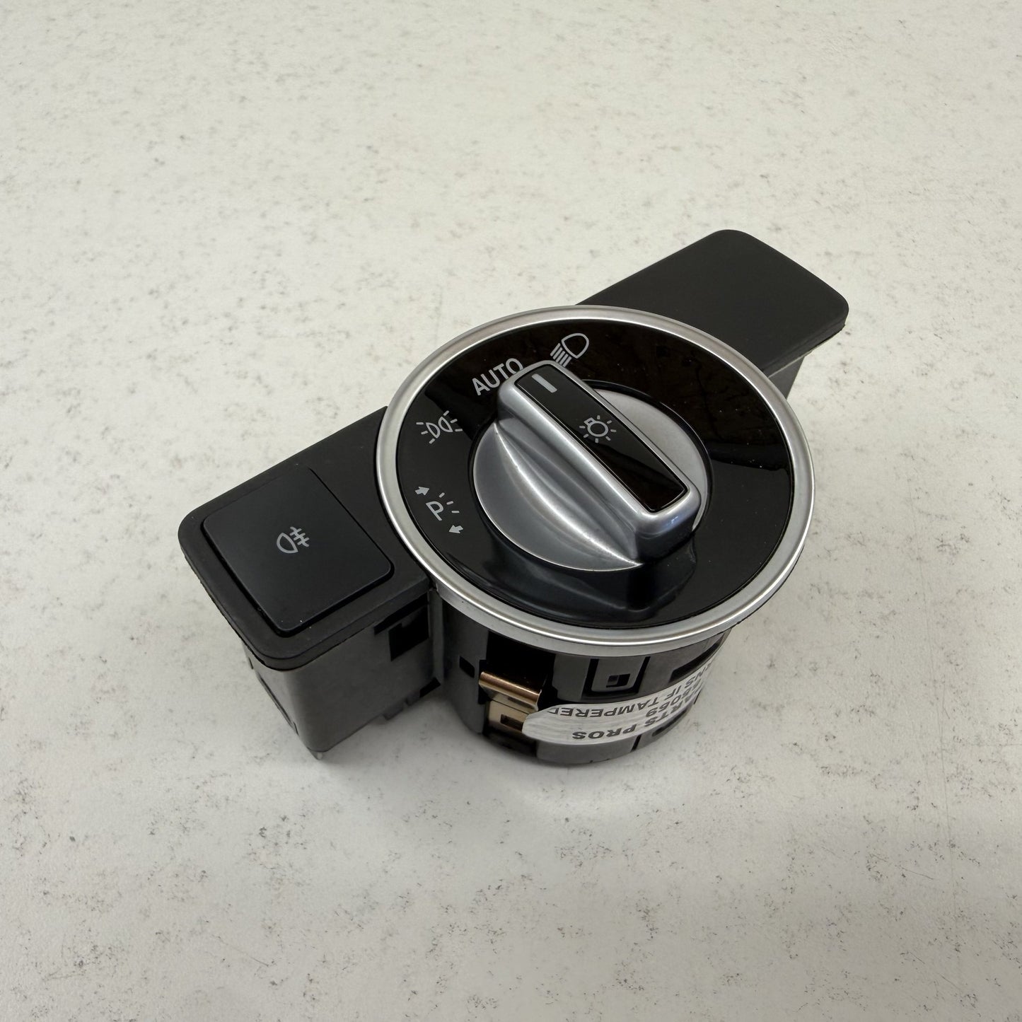 2008-2014 Mercedes-Benz C250 W204 Headlight Lamp Control Switch 2129050551 OEM