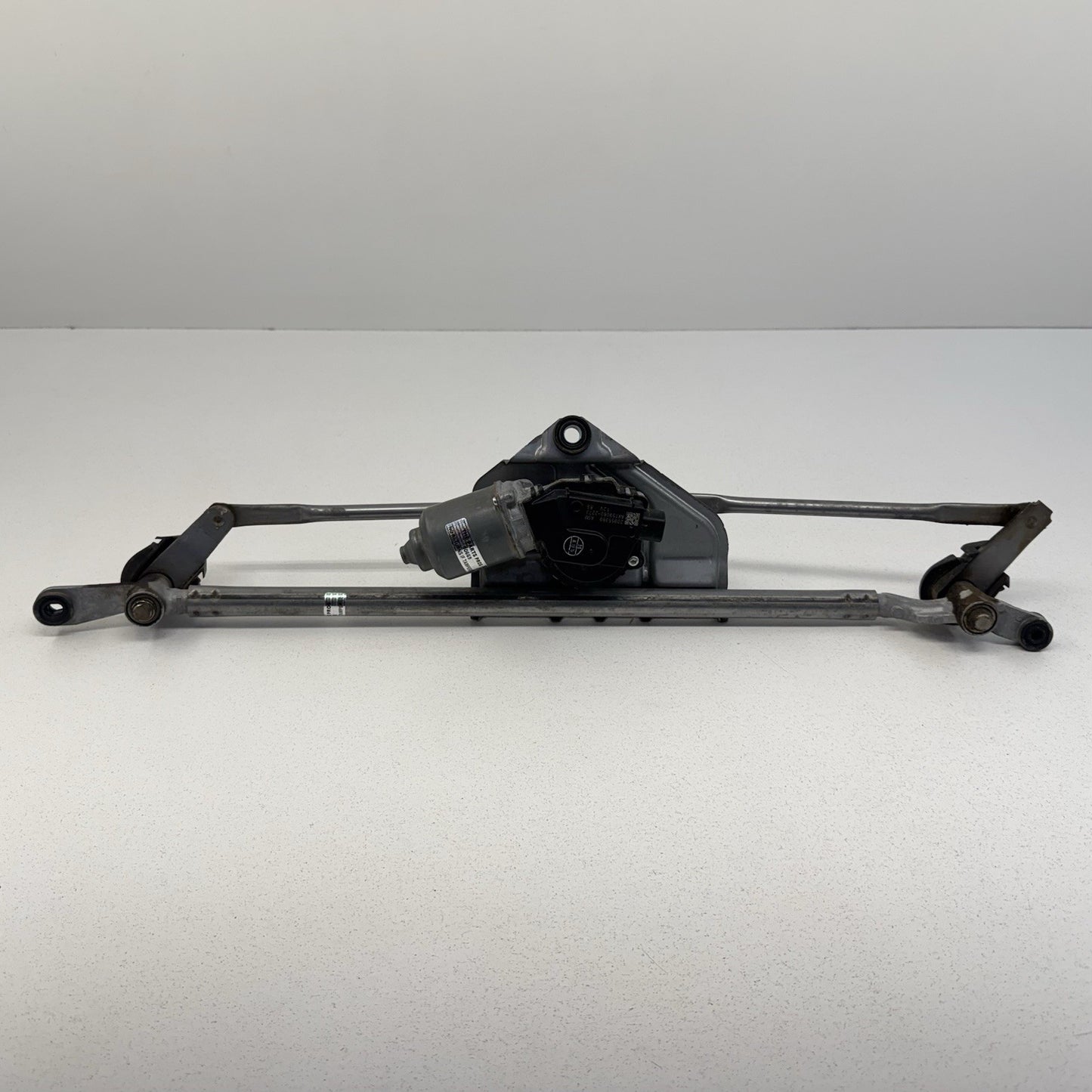 10-15 Chevrolet Camaro Windshield Wiper Motor W/ Linkage Arm Assembly OEM