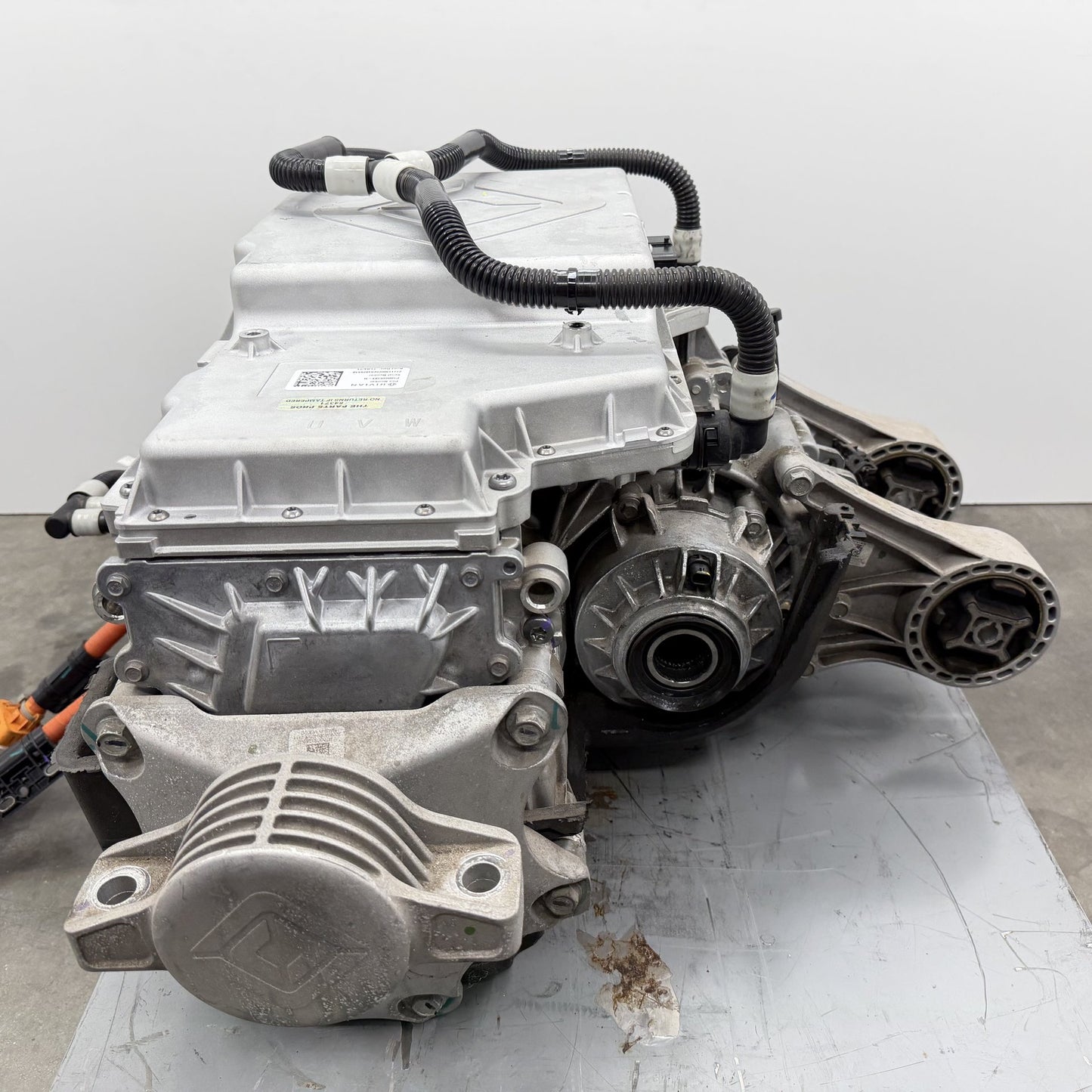 2022-2024 Rivian R1S Quad Motor Rear Drive Unit Electric Motor PT00054488-F OEM