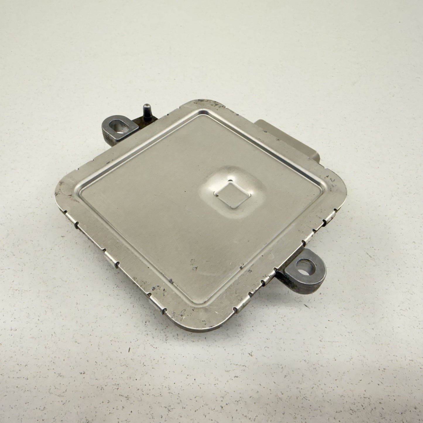 18-24 Chevrolet Camaro ZL1 SS Fuel Pump Control Module 23382215 OEM