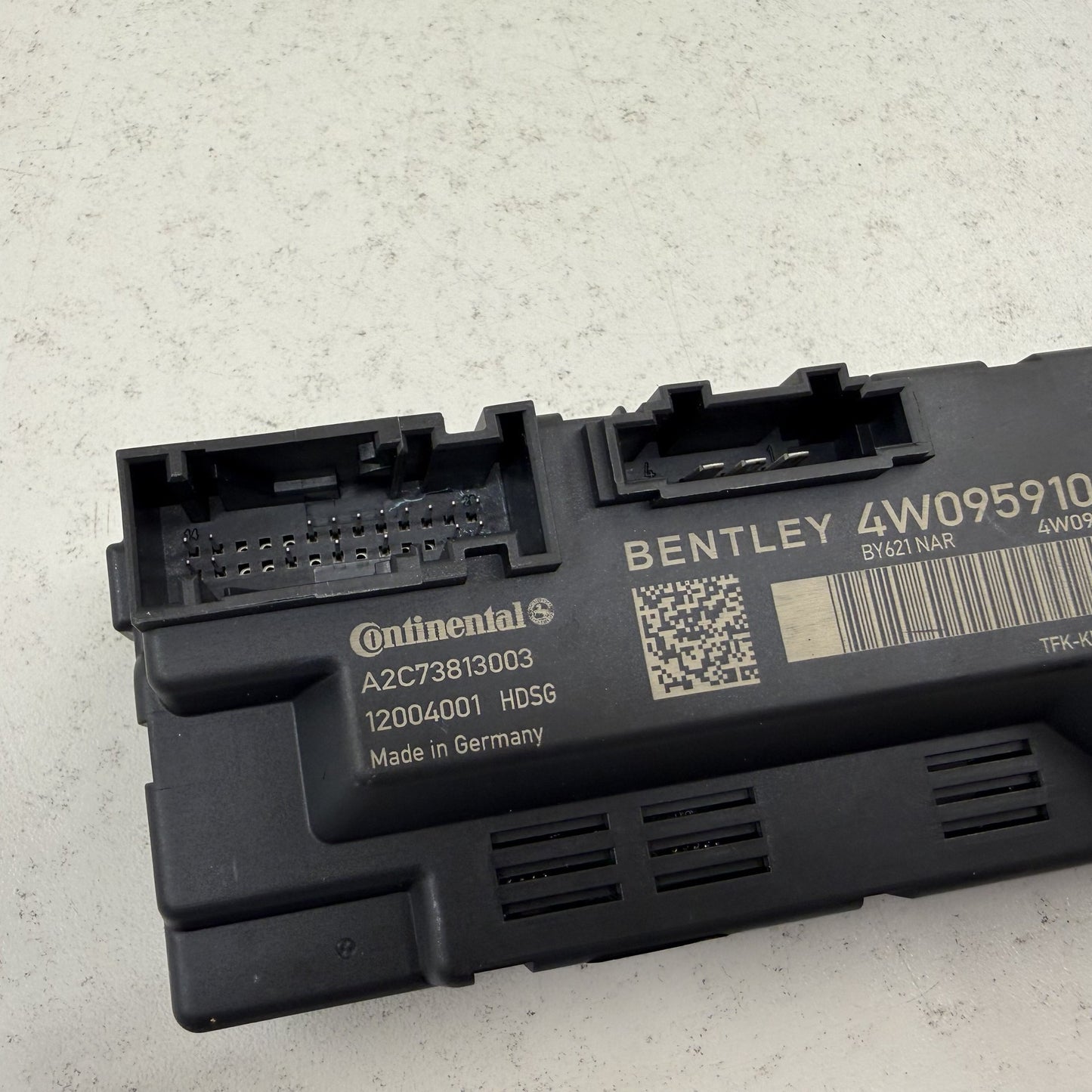 2014-2018 Bentley Flying Spur Rear Power Trunk Control Module 4W0959107A OEM