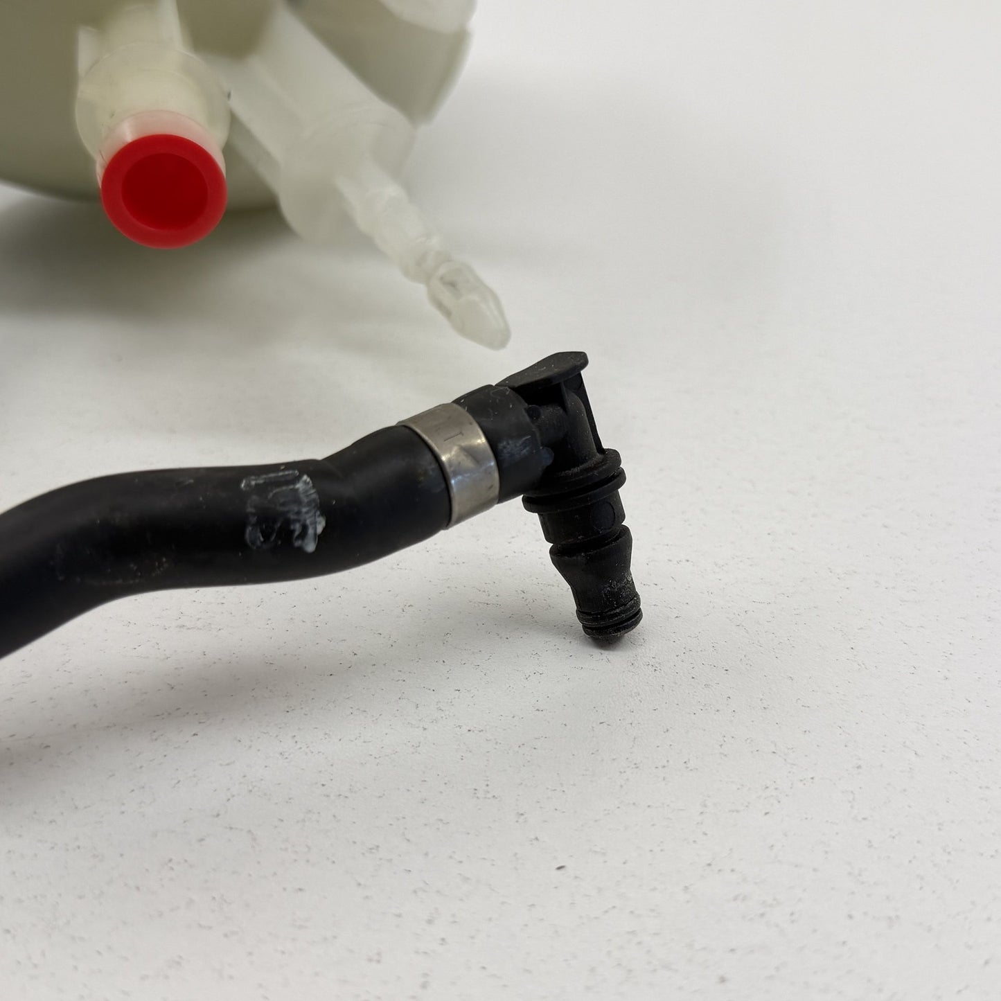 2012-2014 Mercedes C250 W204 Coolant Reservoir Overflow Expansion Tank OEM