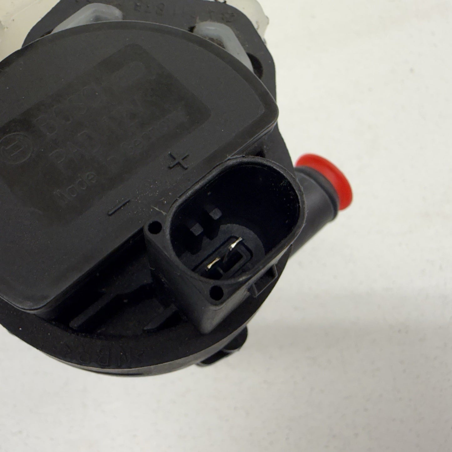 12-18 Mercedes W218 CLS550 Coolant Reservoir Overflow Expansion Tank OEM
