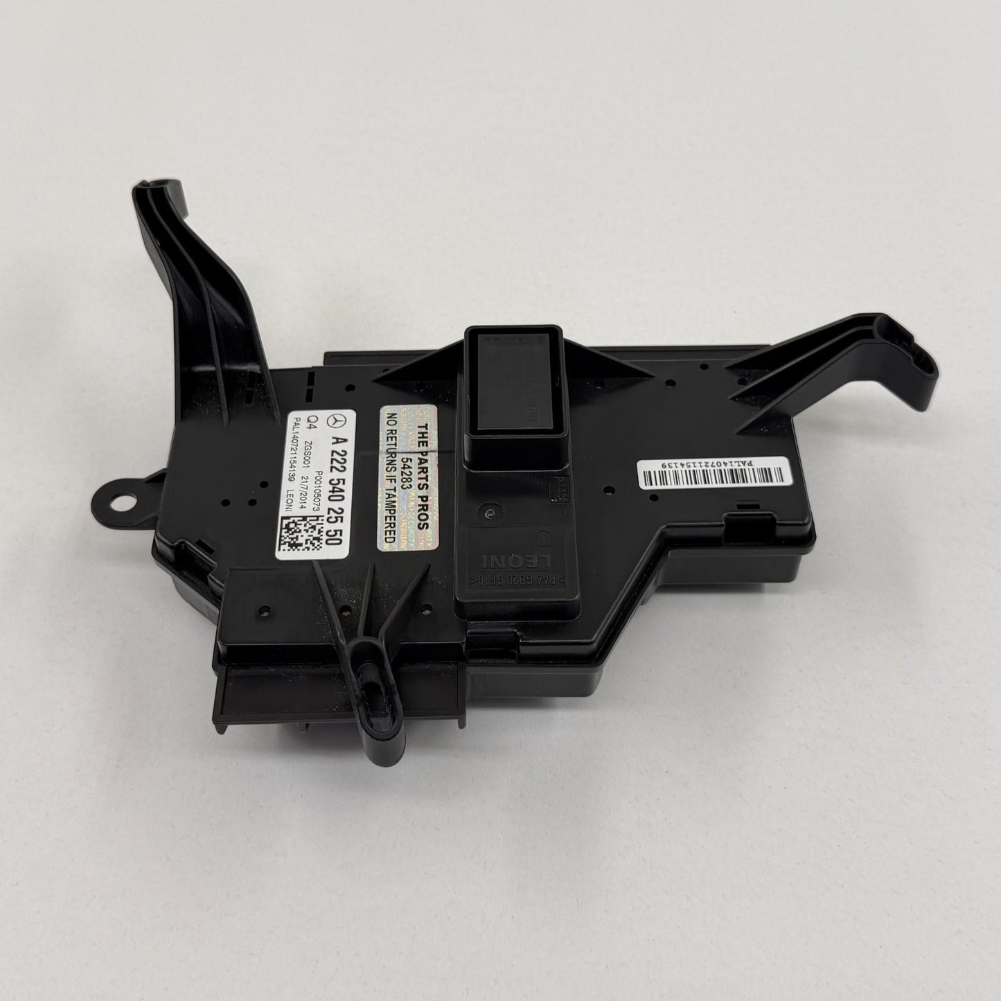 2014-2017 Mercedes-Benz S550 W222 Front Dash Fuse Relay Junction Box OEM