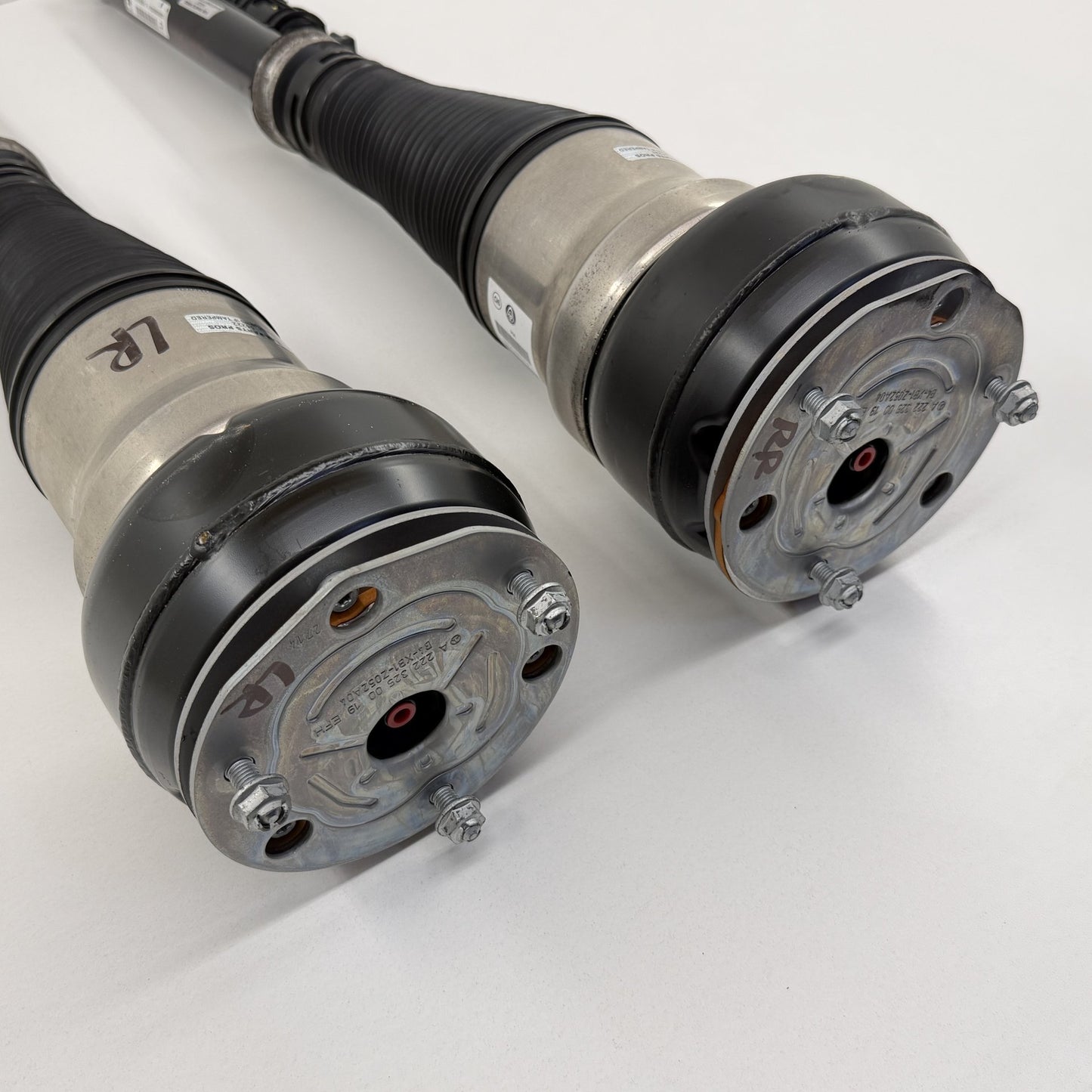 2014-2017 Mercedes-Benz S550 W222 Rear Air Suspension Shock Strut Pair OEM