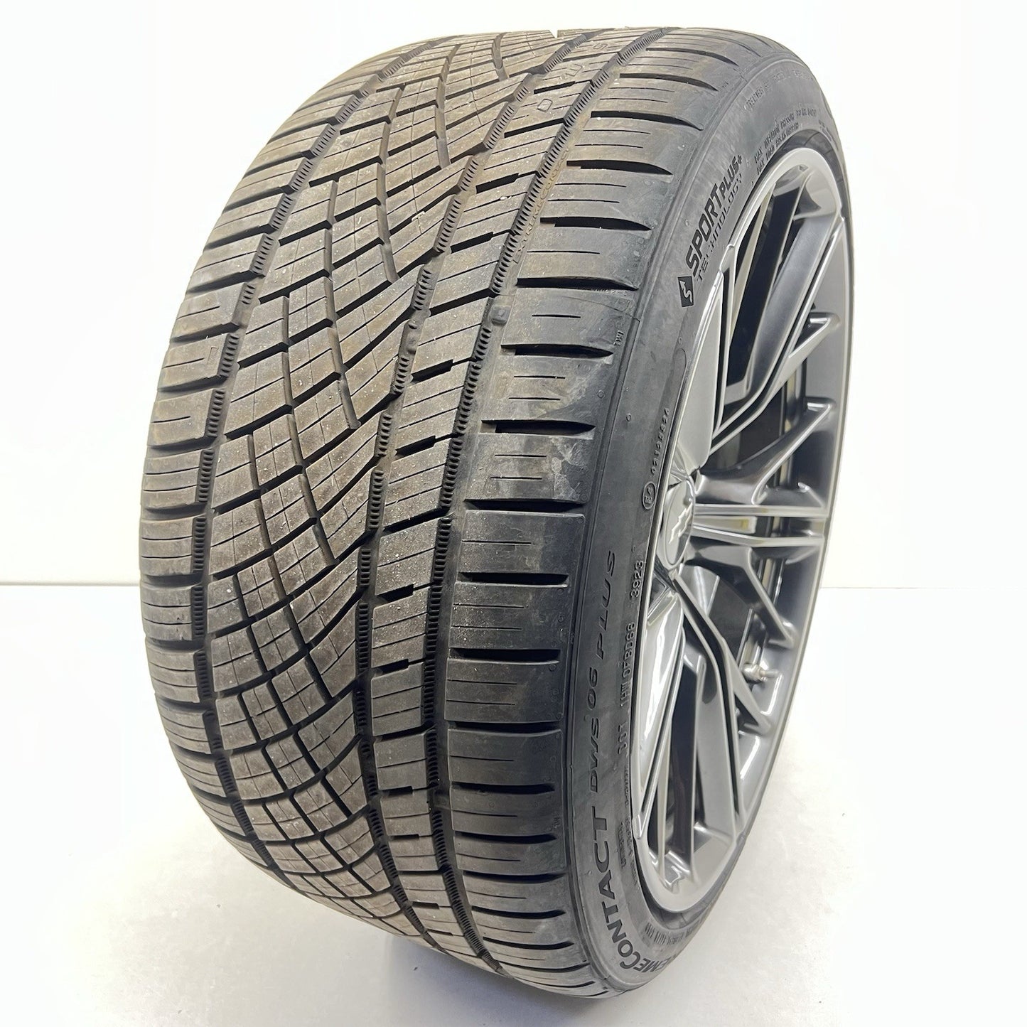17-24 Chevrolet Camaro ZL1 Rear Wheel Rim With Tire 20" 20x11 Factory OEM