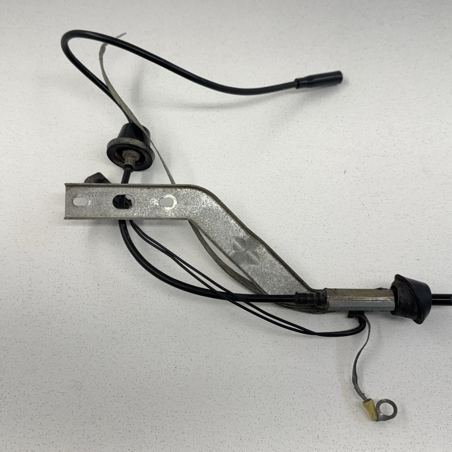 97-04 Chevrolet Corvette C5 FRC Coupe Radio Antenna Receiver 10282230 OEM