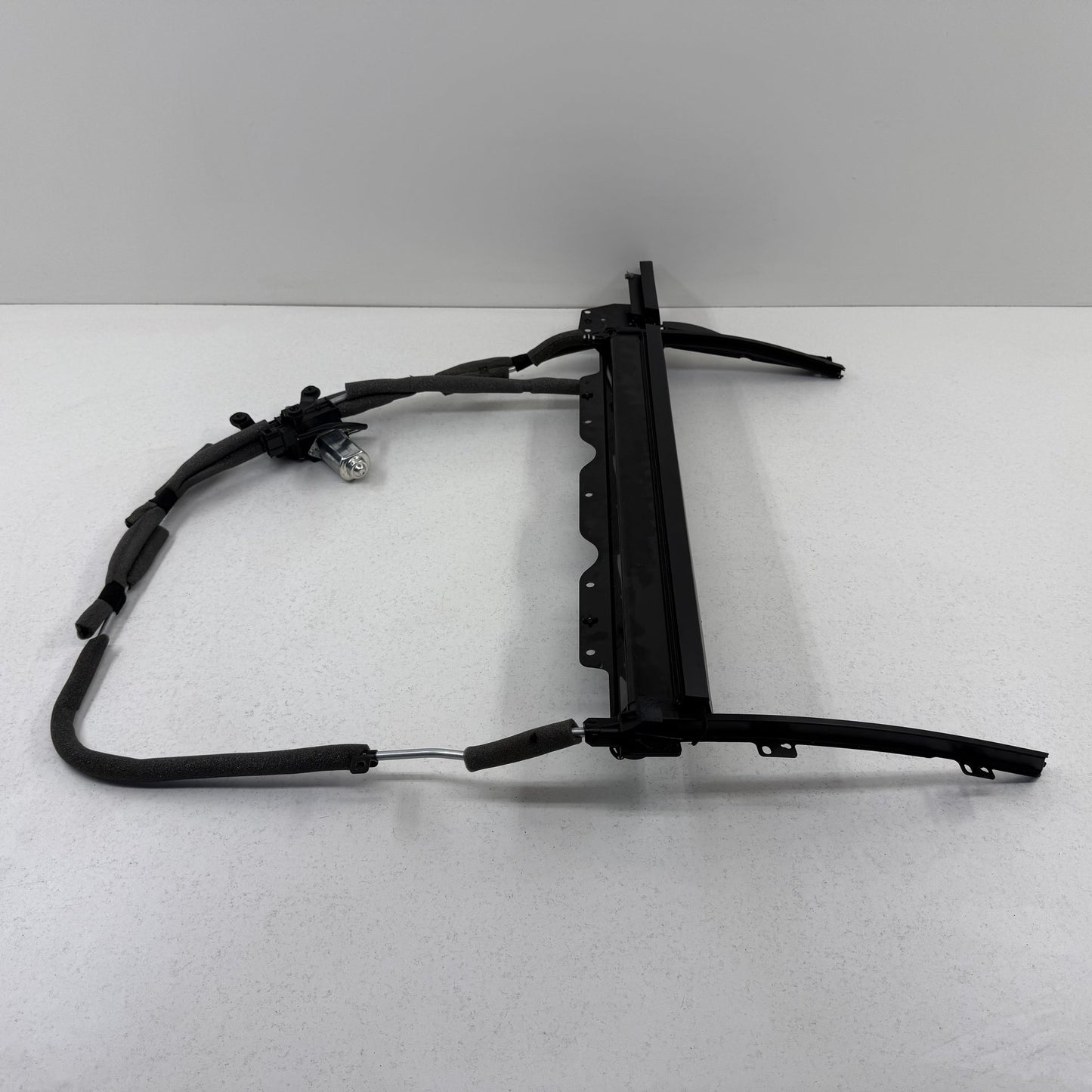2014-2018 Bentley Flying Spur Right Rear Door Window Sunshade Roller Blind OEM