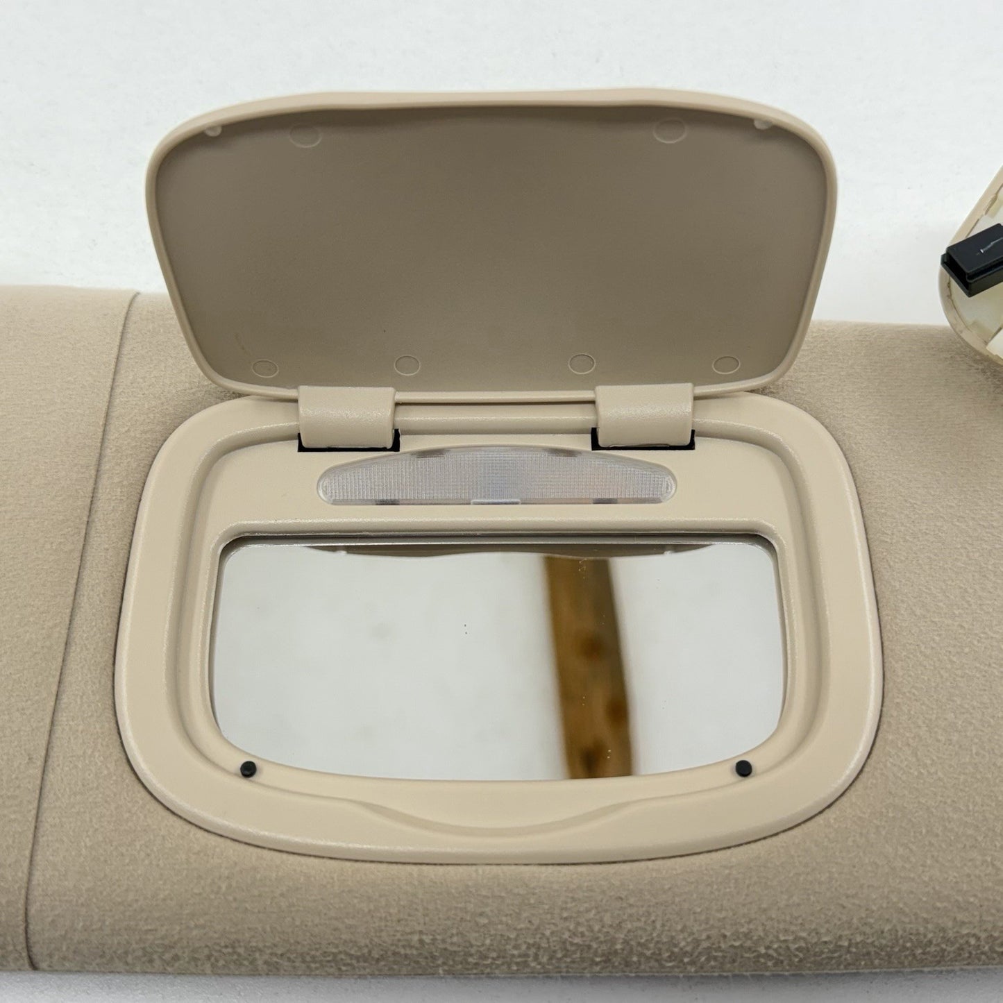 14-24 Maserati Ghibli Passenger Right Front Sunvisor Sun Visor Shade Suede OEM