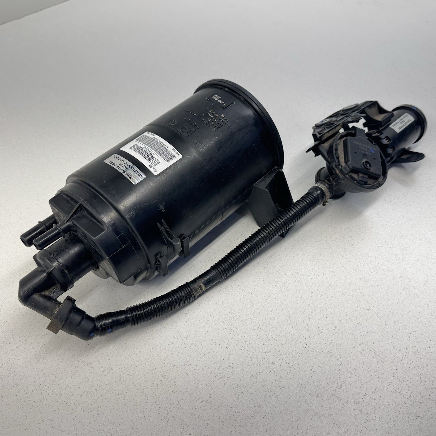 18-24 BMW G01 G02 X3 X4 Fuel Evap Vapor Charcoal Emission Canister 7459686 OEM