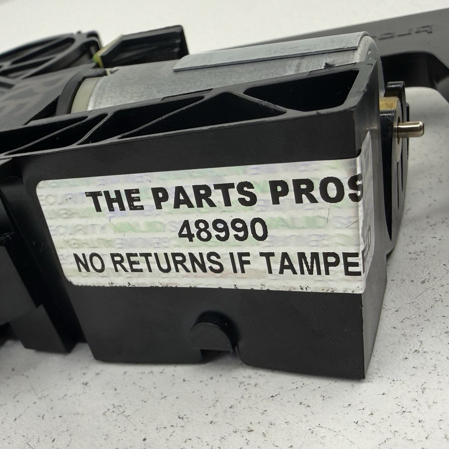 10-16 Mercedes W212 E350 Passenger Right Front Seat Headrest Adjust Motor OEM