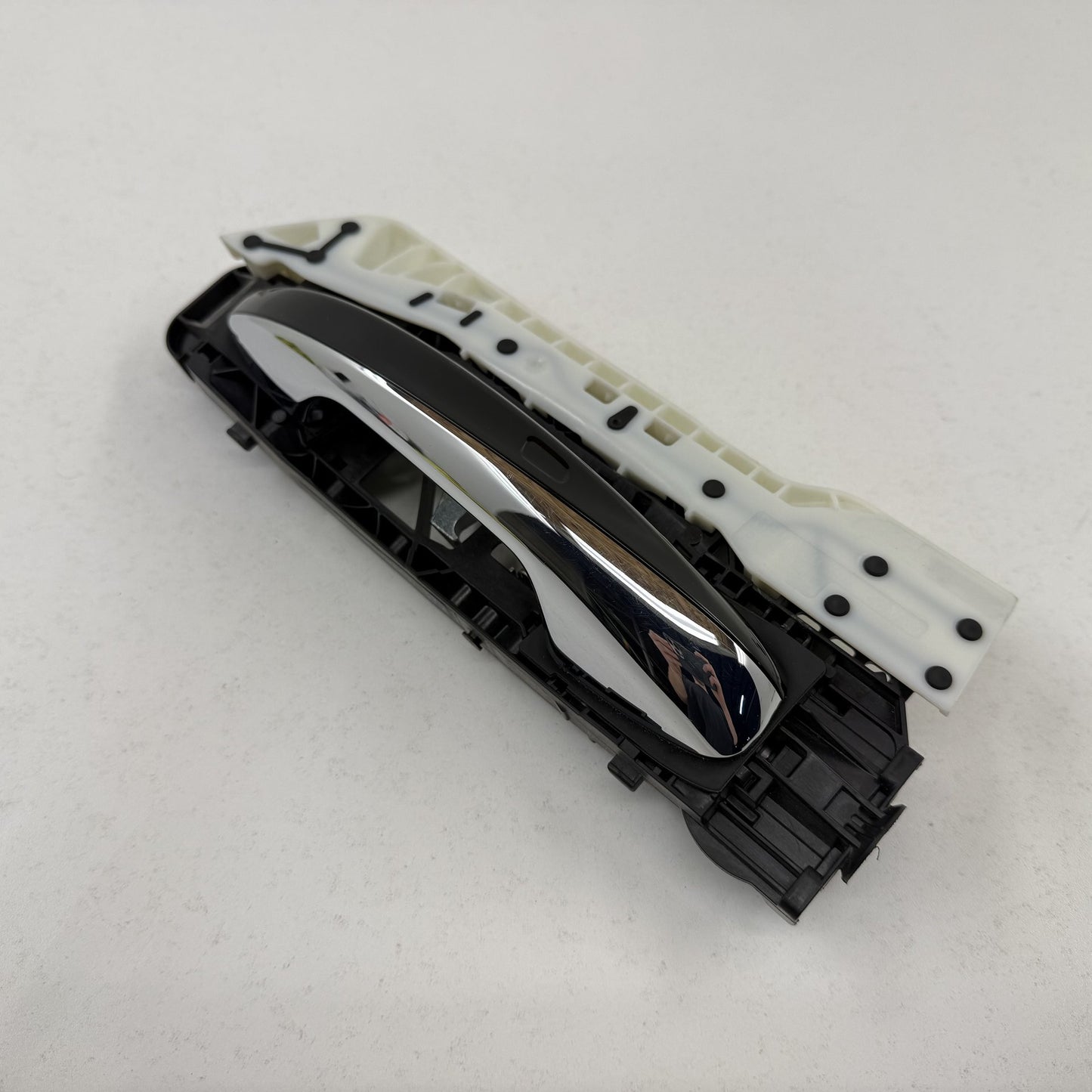 2014-2017 Mercedes S550 W222 Right Front Exterior Door Handle Keyless Go OEM