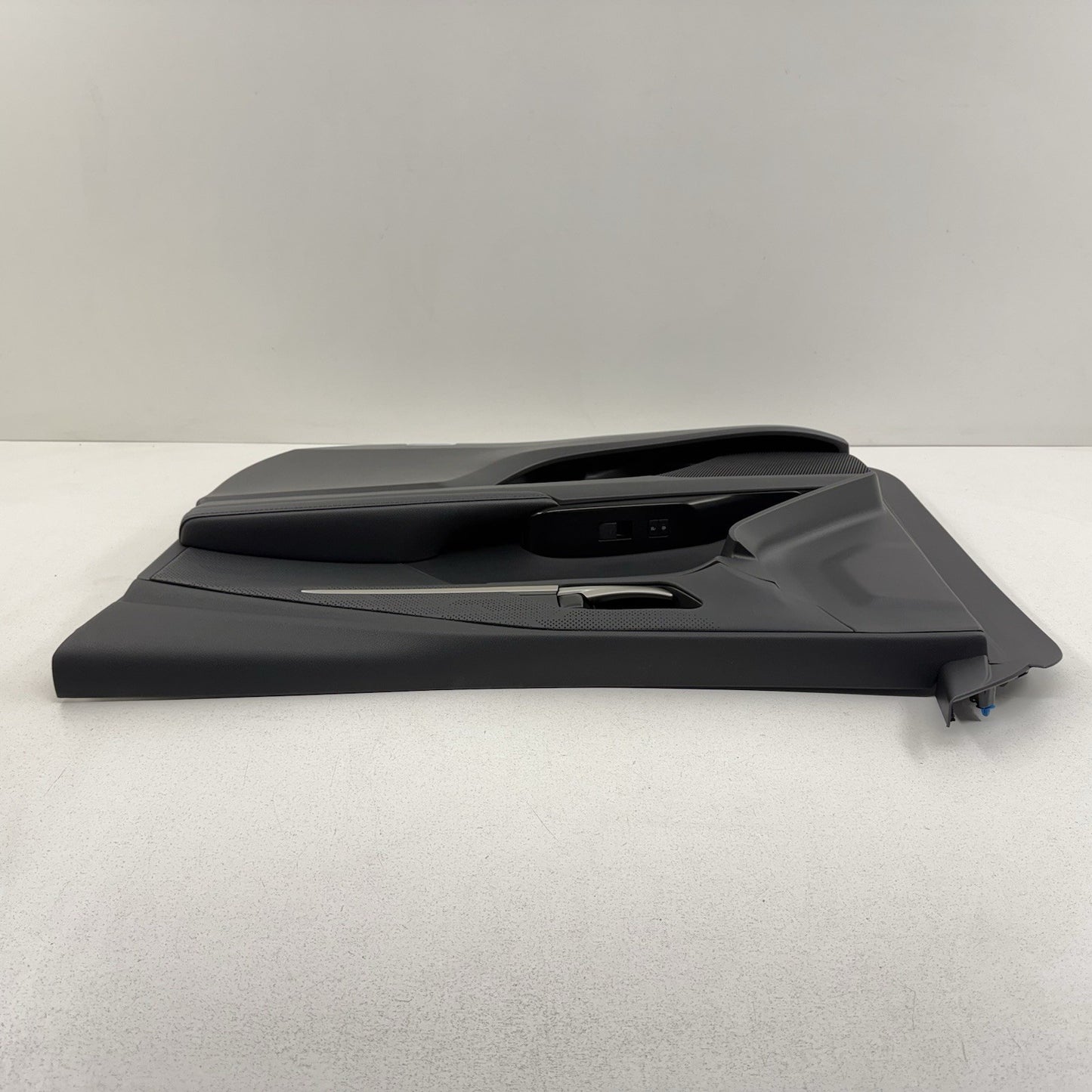 25-26 Toyota Camry XSE Passenger Right Front Door Panel Interior Trim OEM