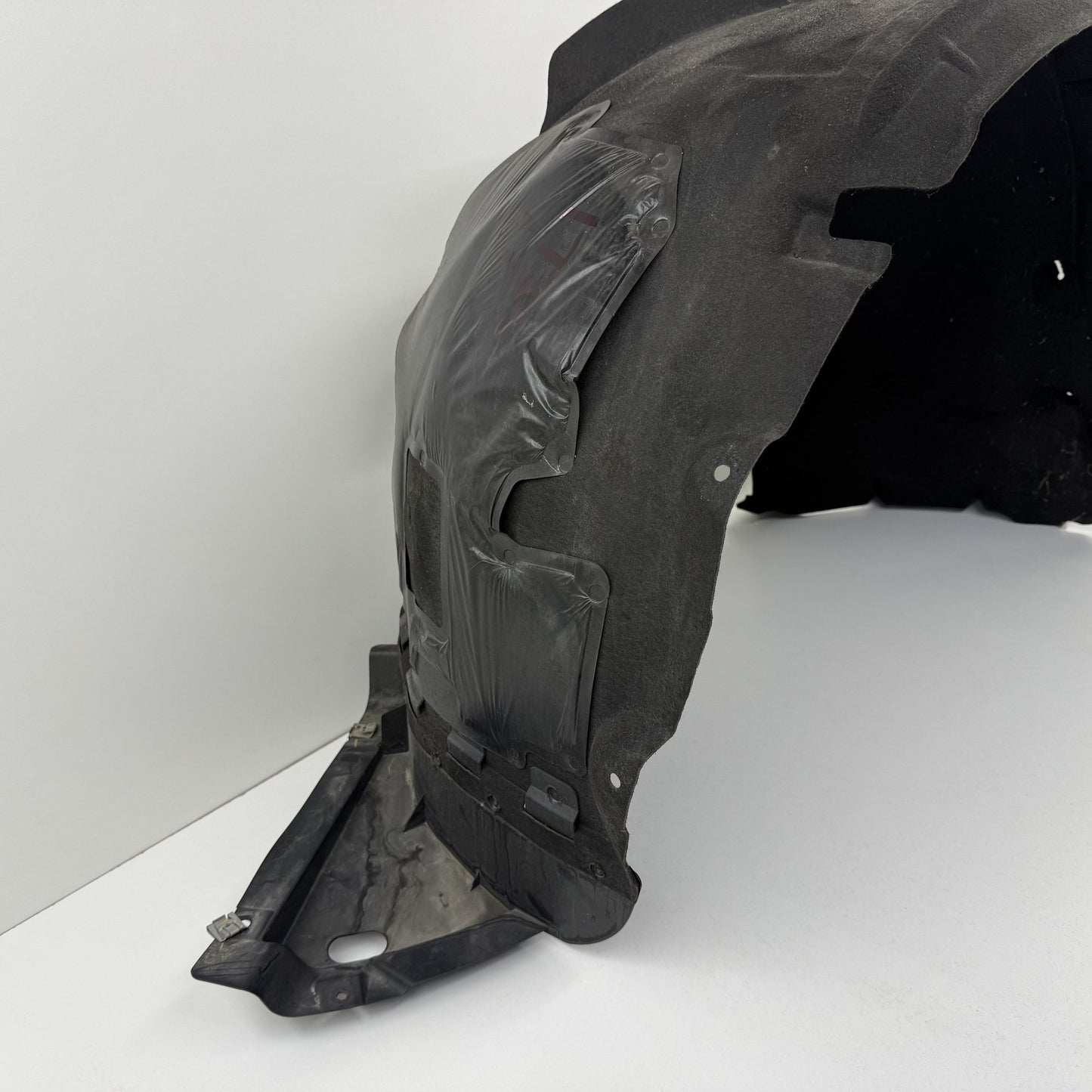 2014-2017 Mercedes S550 W222 Left Front Fender Liner Wheel Arch Splash Guard OEM