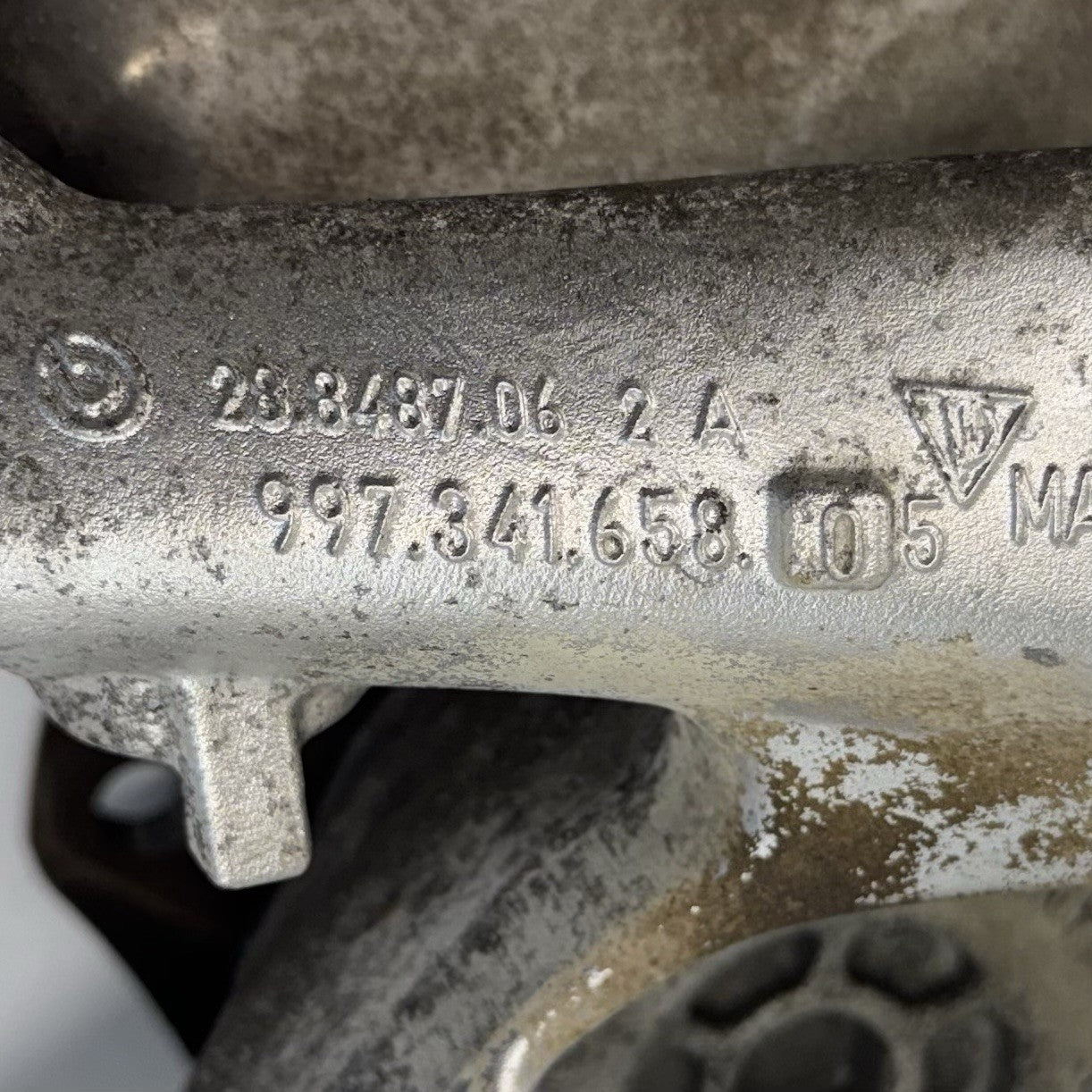 05-12 Porsche Boxster Cayman 987 Right Front Knuckle Hub W/ Control Arm Set OEM