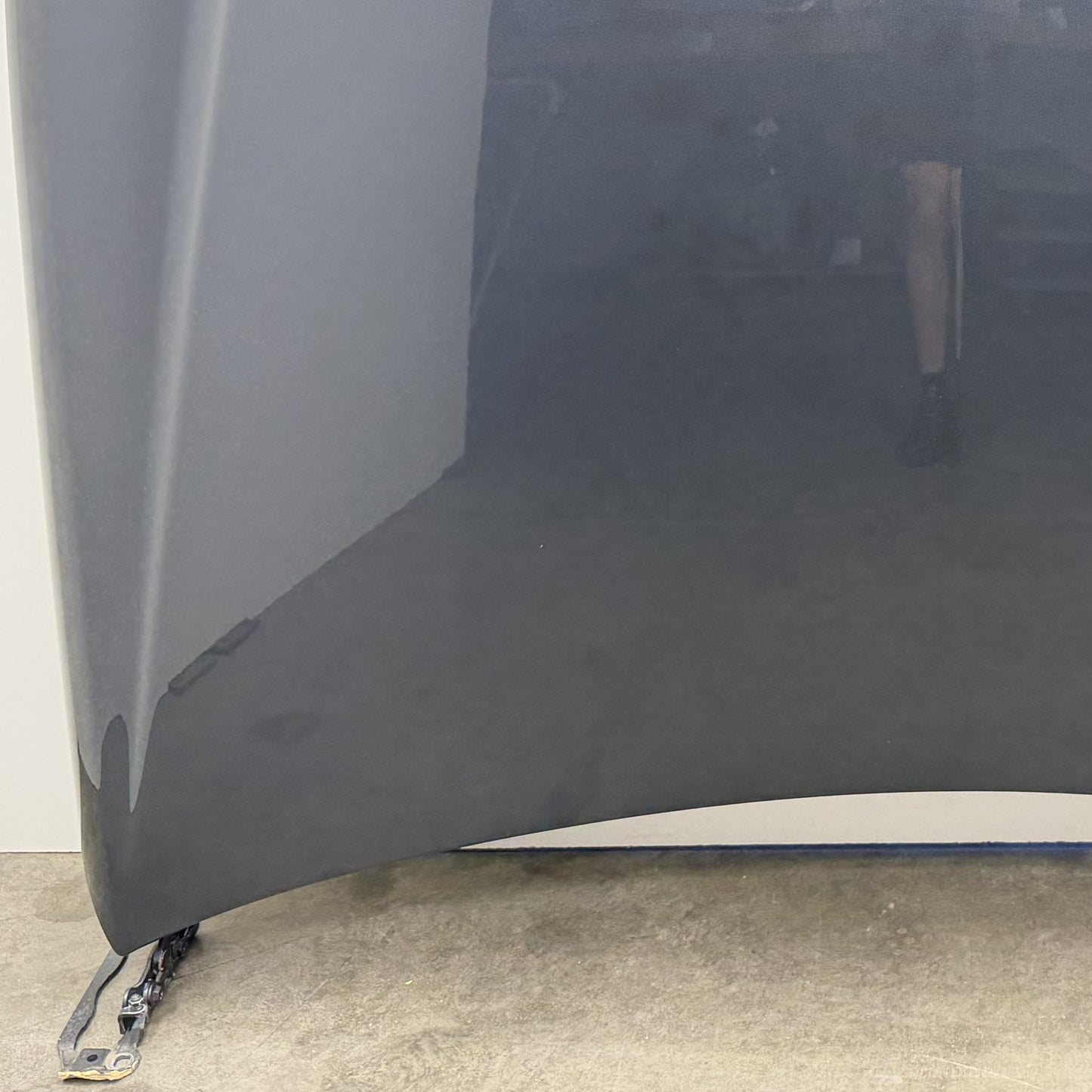 2012-2014 Mercedes-Benz C250 W204 Front Hood Panel Iridium Silver Metallic OEM
