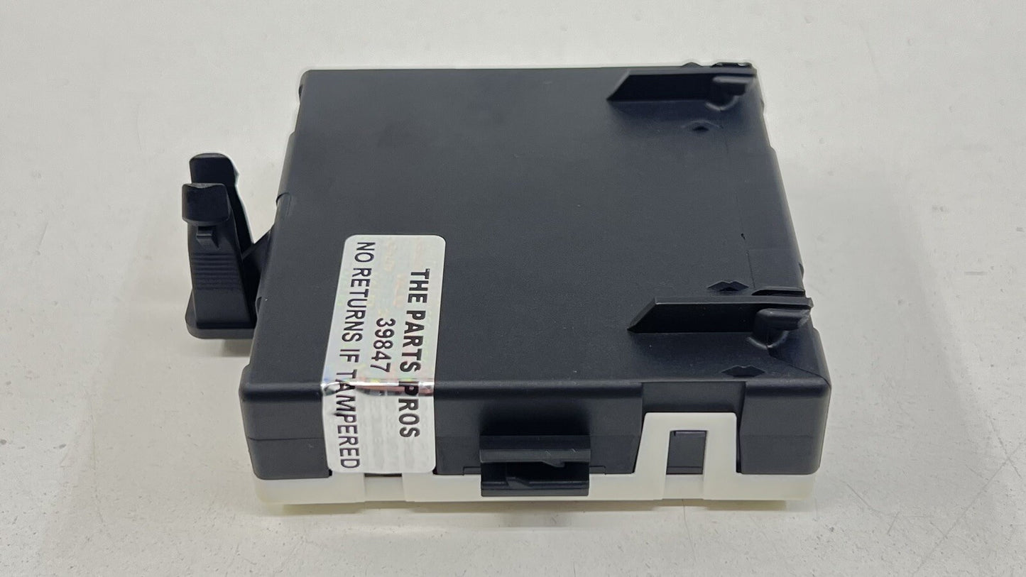 15-21 MERCEDES-BENZ C63S PASSENGER RIGHT REAR DOOR CONTROL MODULE OEM