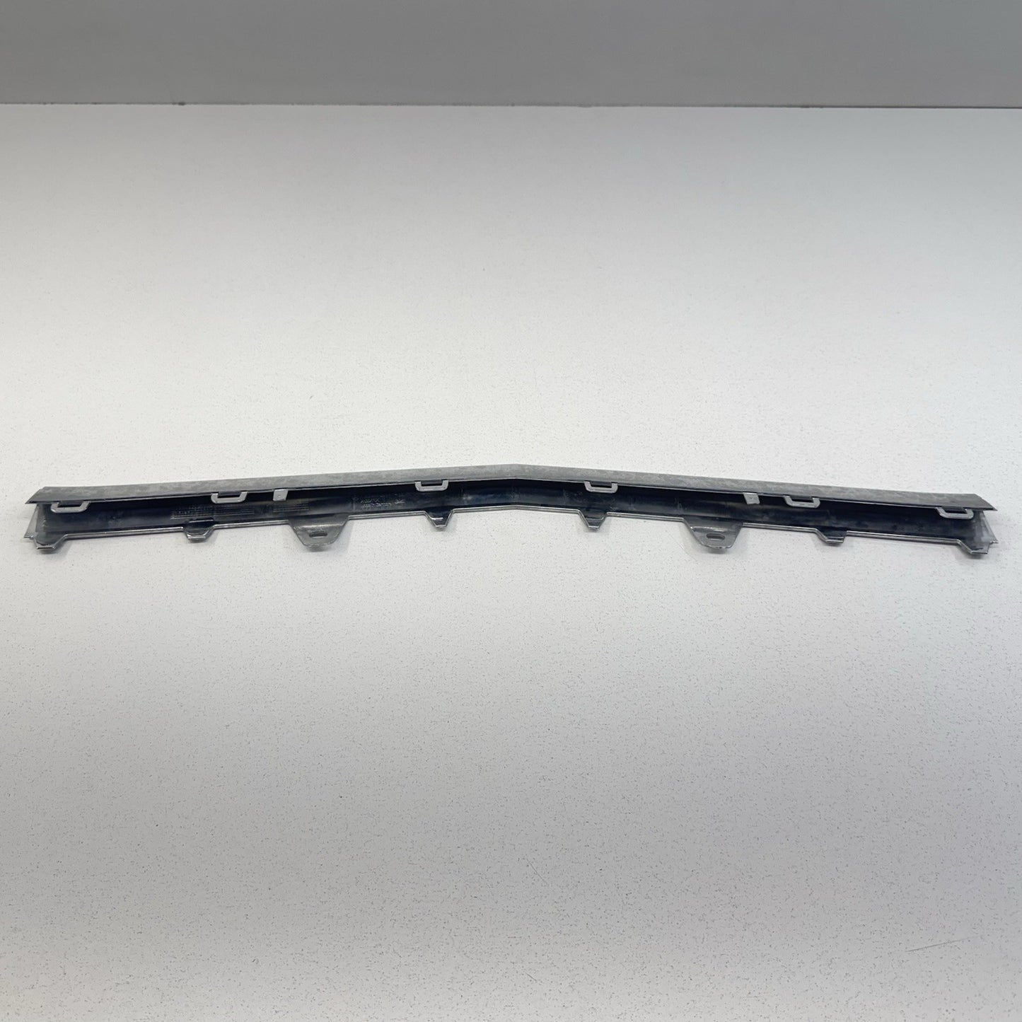 14-16 Mercedes W212 E350 Front Bumper Center Lower Molding Trim 2128852674 OEM