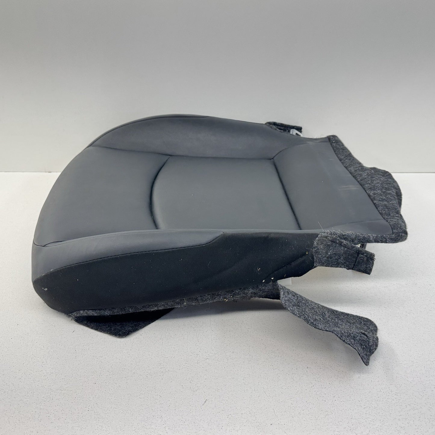 20-22 Toyota Prius Prime Passenger Right Front Lower Seat Cushion Black OEM