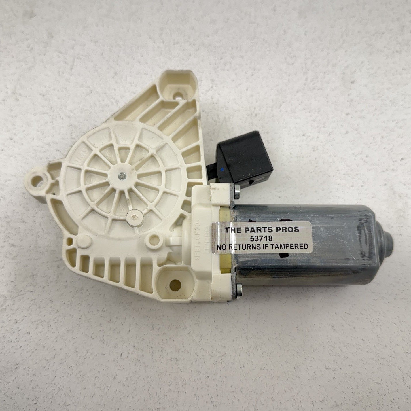 12-18 Mercedes W218 CLS550 Driver Left Rear Door Window Regulator Motor OEM