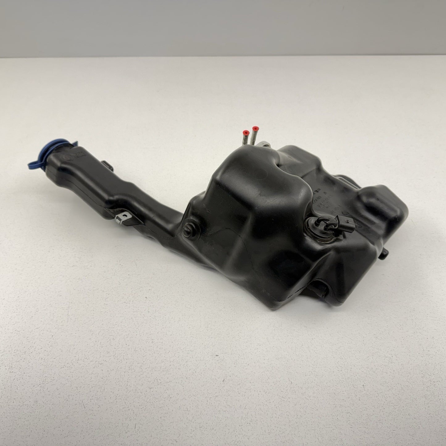 08-14 Mercedes W204 C250 C300 C350 Windshield Washer Reservoir Bottle Tank OEM