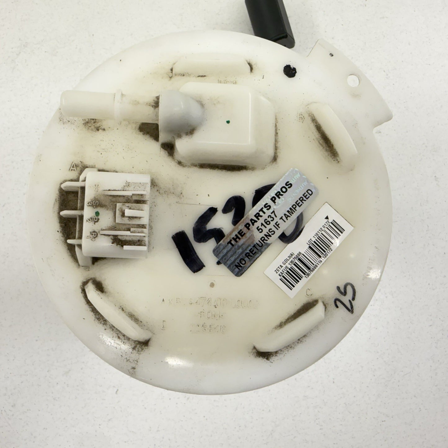 10-15 Chevrolet Camaro SS Gas Tank Fuel Pump Sending Unit Pair OEM