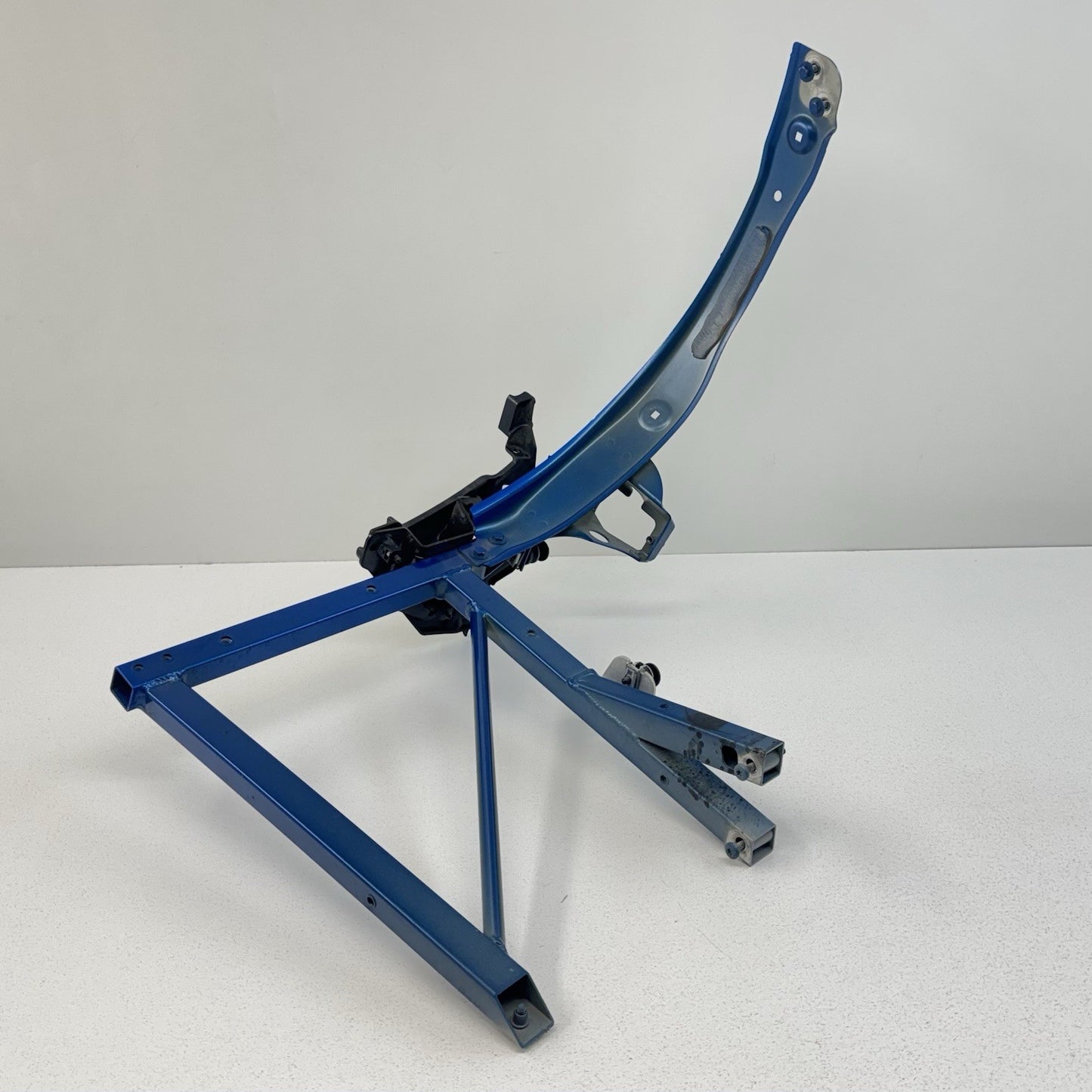 17-23 Audi R8 Driver Left Front Wheel Arch Fender Radiator Support Frame OEM