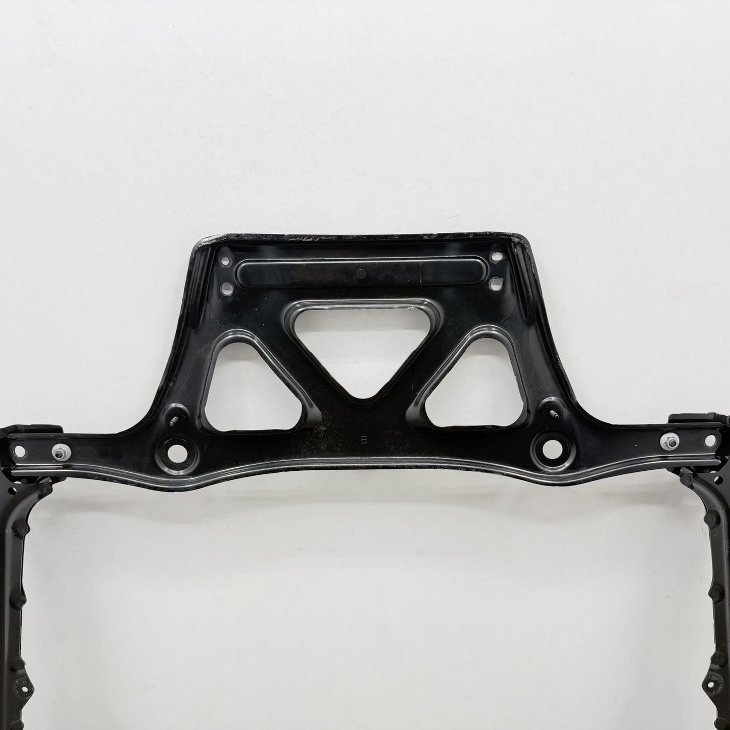 21-26 Lexus IS300 IS350 Rear Crossmember Center Brace With Mount Brace Pair OEM