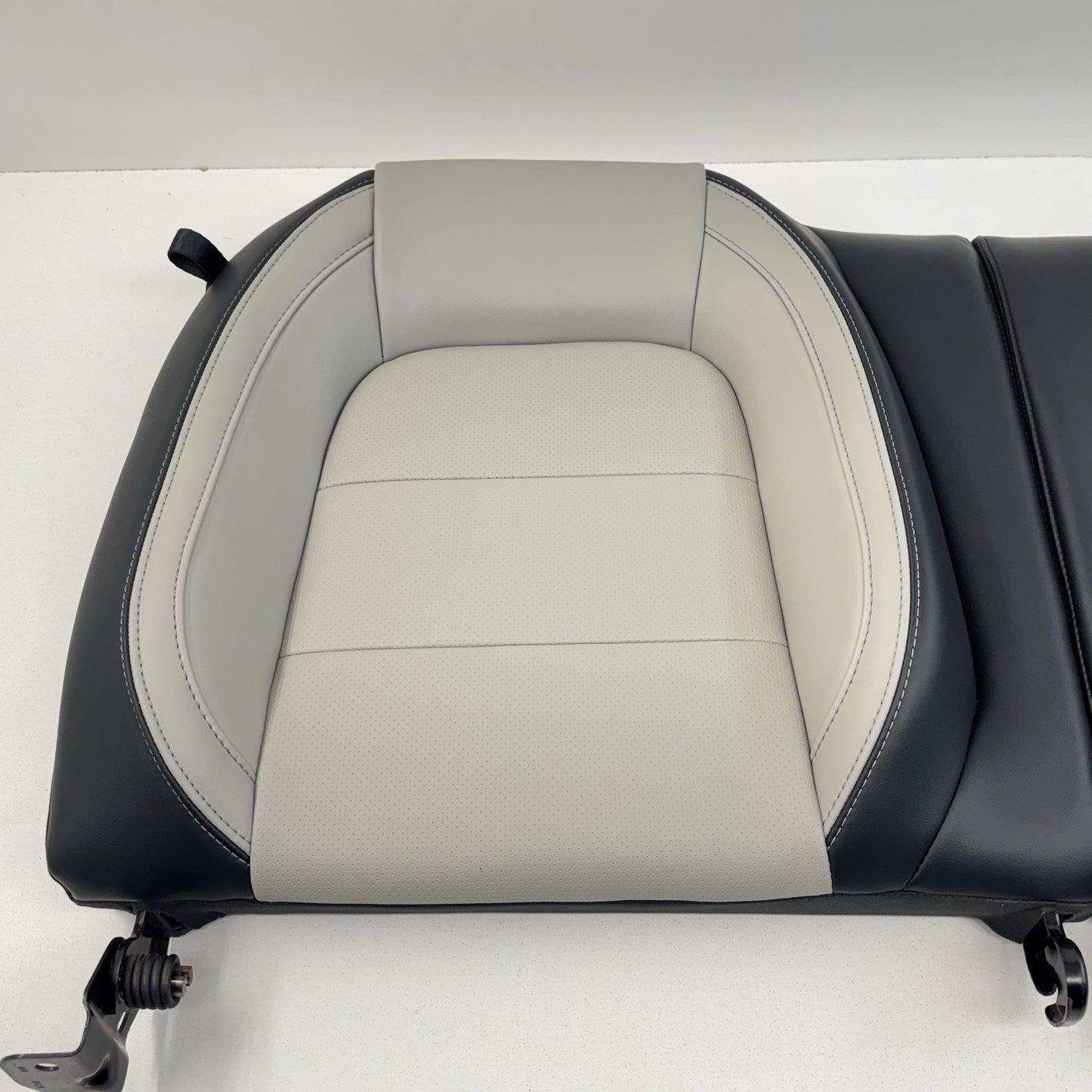 24-26 Ford Mustang GT Premium Rear Seat Set Upper & Lower Leather Space Gray OEM