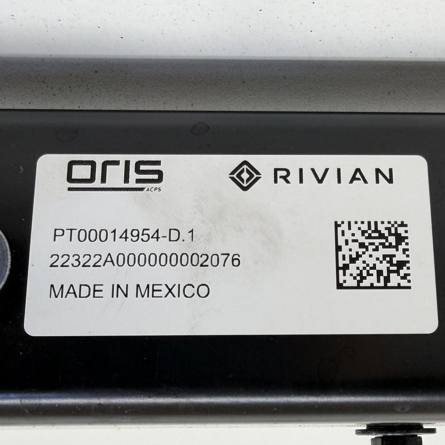 2022-2024 Rivian R1S Rear Trailer Tow Hitch W/ Reinforcement Crossmember Bar OEM