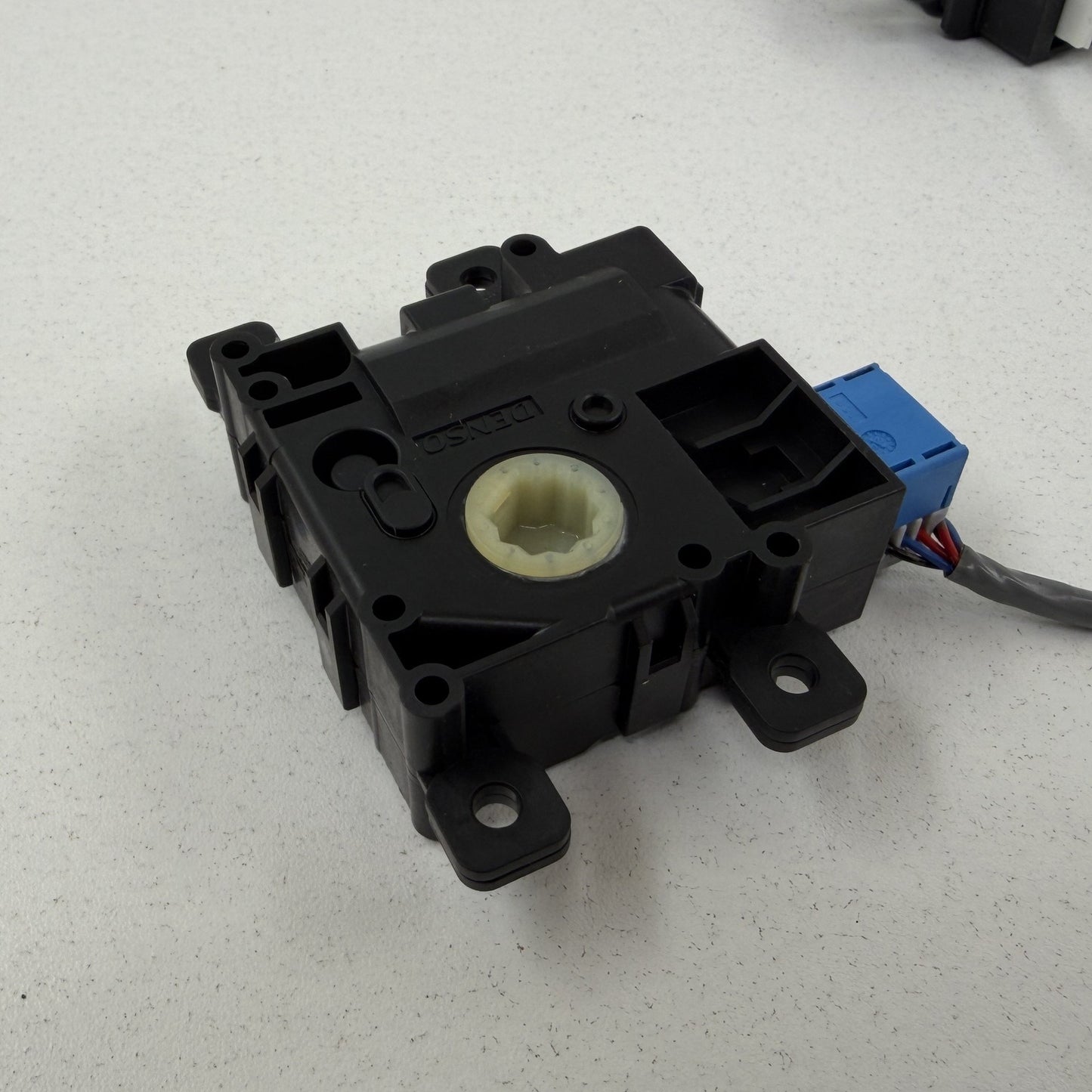 2019-2025 Toyota RAV4 HVAC AC Flap Air Door Actuator Servo Motor Set OEM